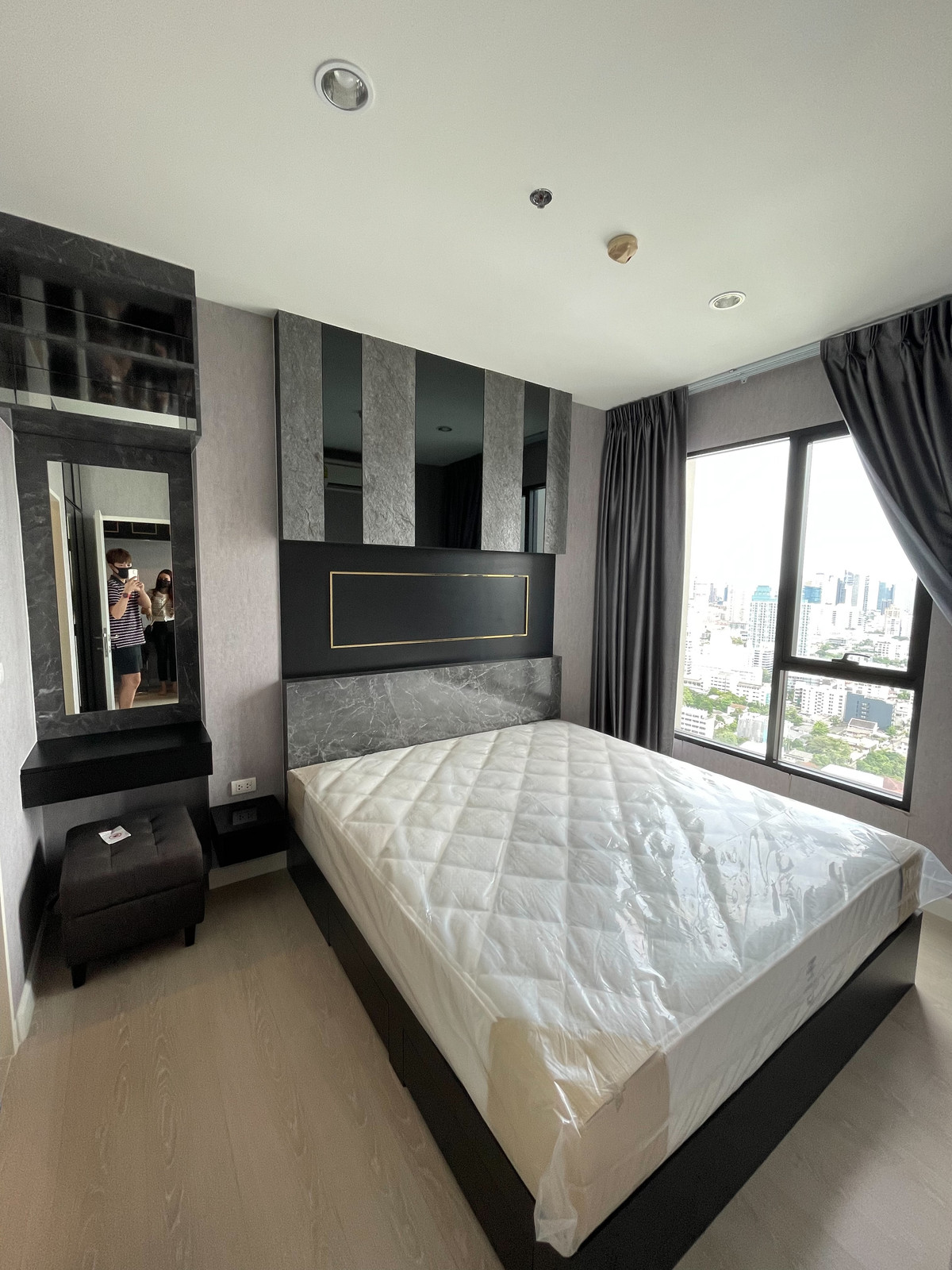 For RentCondoRama9, Petchburi, RCA : Urgent for rent!! Ready to move in on March 7, 2026. Reserve first, get first served. Rooms come fast, go fast✨The Niche Pride Thonglor-Phetchaburi