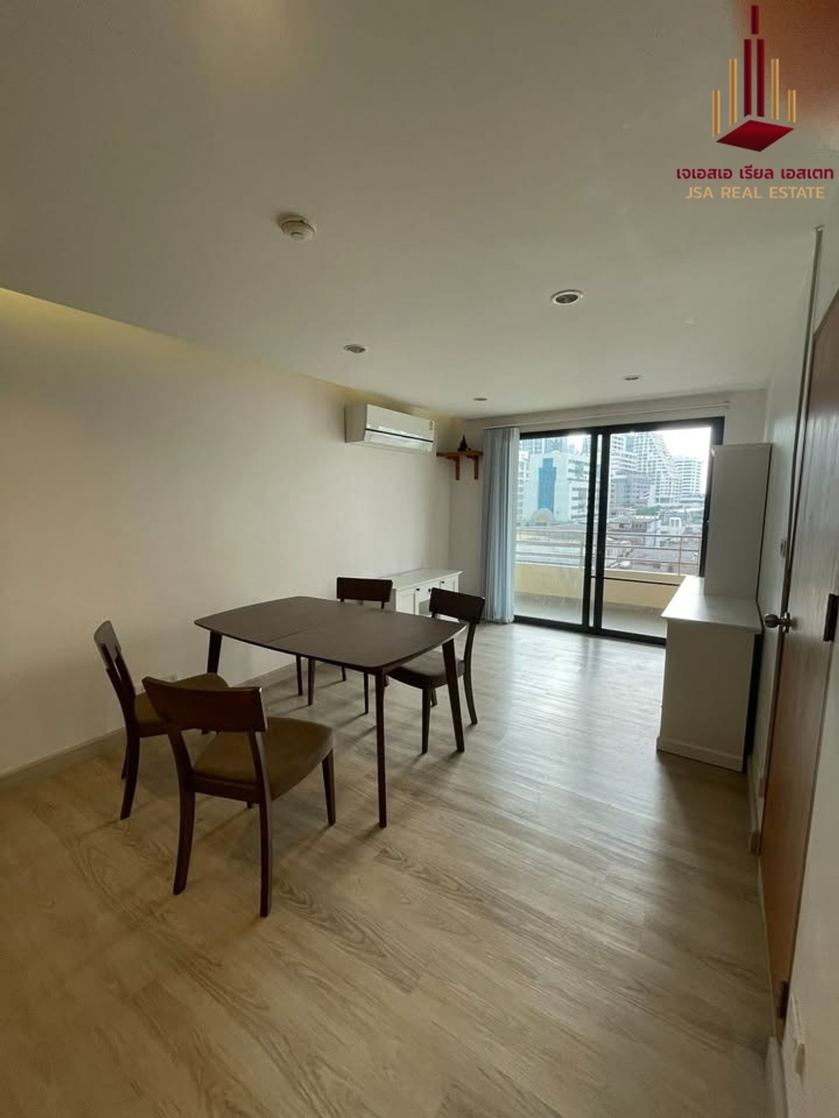 For RentCondoSathorn, Narathiwat : ✨ For Rent: Sampoom Garden Condo ✨ 💰 Only 28,000 THB/month