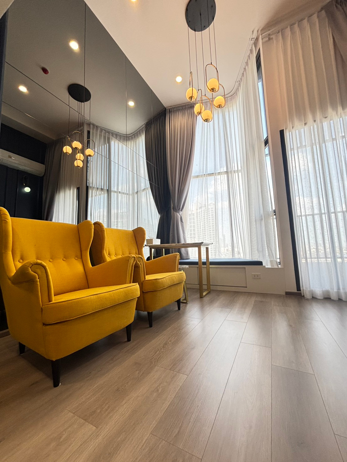 For RentCondoOnnut, Udomsuk : For rent: KnightsBridge Space Sukhumvit–Rama 4 | High ceiling Duplex | Near MRT Thailand Convention Centre | Fully furnished, ready to move in.