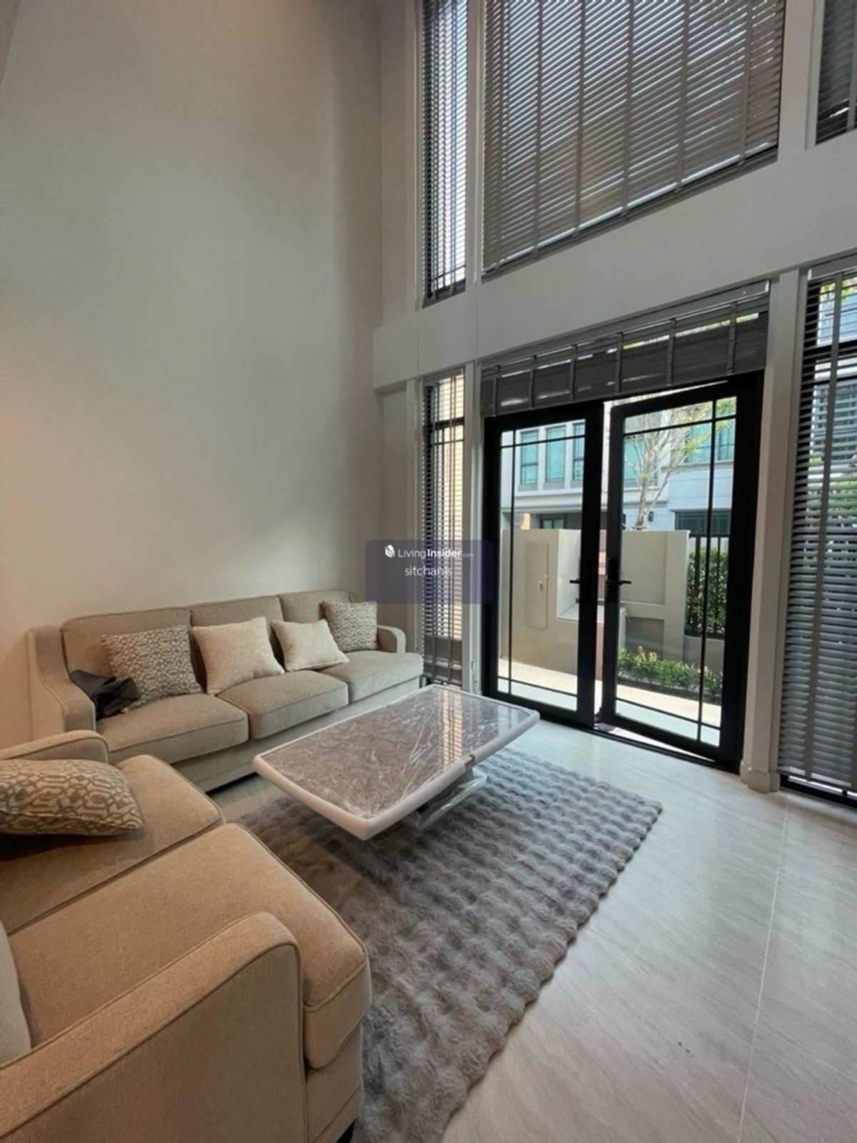 For SaleTownhomeKasetsart, Ratchayothin : Single house for sale Baan Klang Muang Classe Ratchayothin (ClasseRatchayothin) 
 never rented out, Garnetta type, area 40 sq m., usable area 214 sq m., 2 bedrooms, 3 bathrooms, 1 living room, 2nd floor, living room, 1 kitchen, 2 parking spaces 
 
 The on