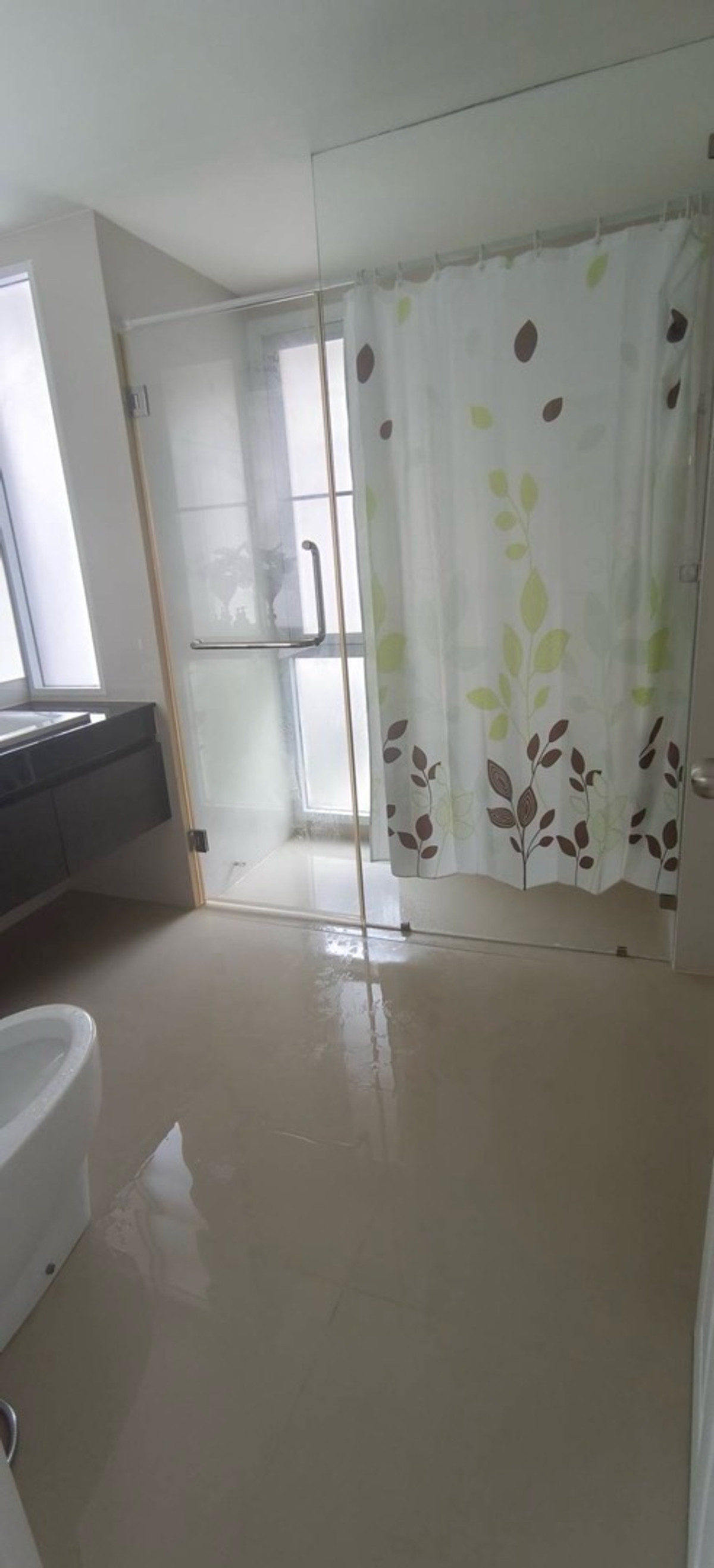 ให้เช่าบ้านสมุทรปราการ สำโรง : ให้เช่าบ้านเดี่ยว NARA BOTANIC SRINAKARIN ( นาราโบทานิค ศรีนครินทร์ )
🛏️ 3 ห้องนอน 🛁 3 ห้องน้ำ 🚗 2 ที่จอดรถ ขนาด 50 ตรว. พื้นที่ใช้สอย 185 ตรม. ✨ ราคา 65,000 บาท ✨ 