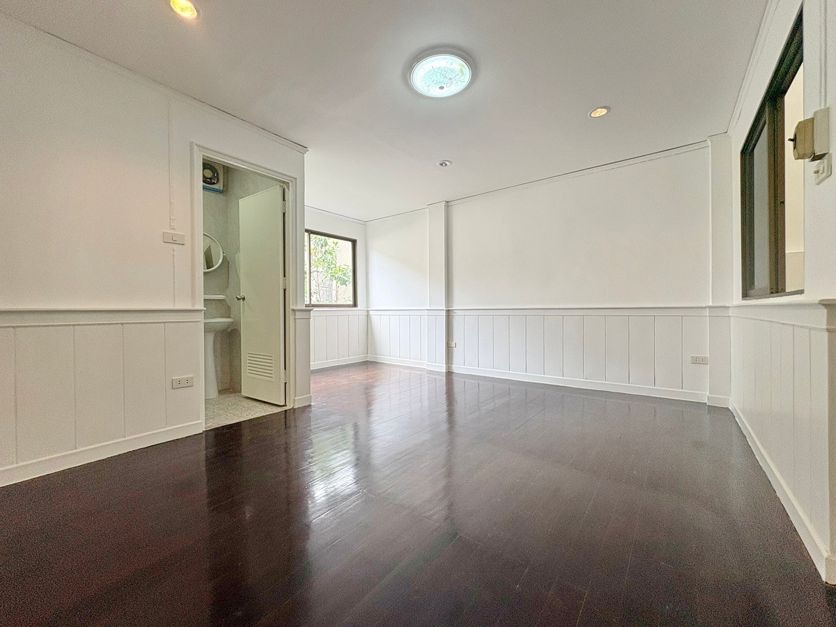 ขายทาวน์โฮมพระราม 9 เพชรบุรีตัดใหม่ RCA : CB001♛♚ทาวน์เฮ้าส์ 6 ห้องนอน ขาย⚝อินทามระ♜MRT สุทธิสาร∞065-9423251,099-5919653▚Line@sureresidence