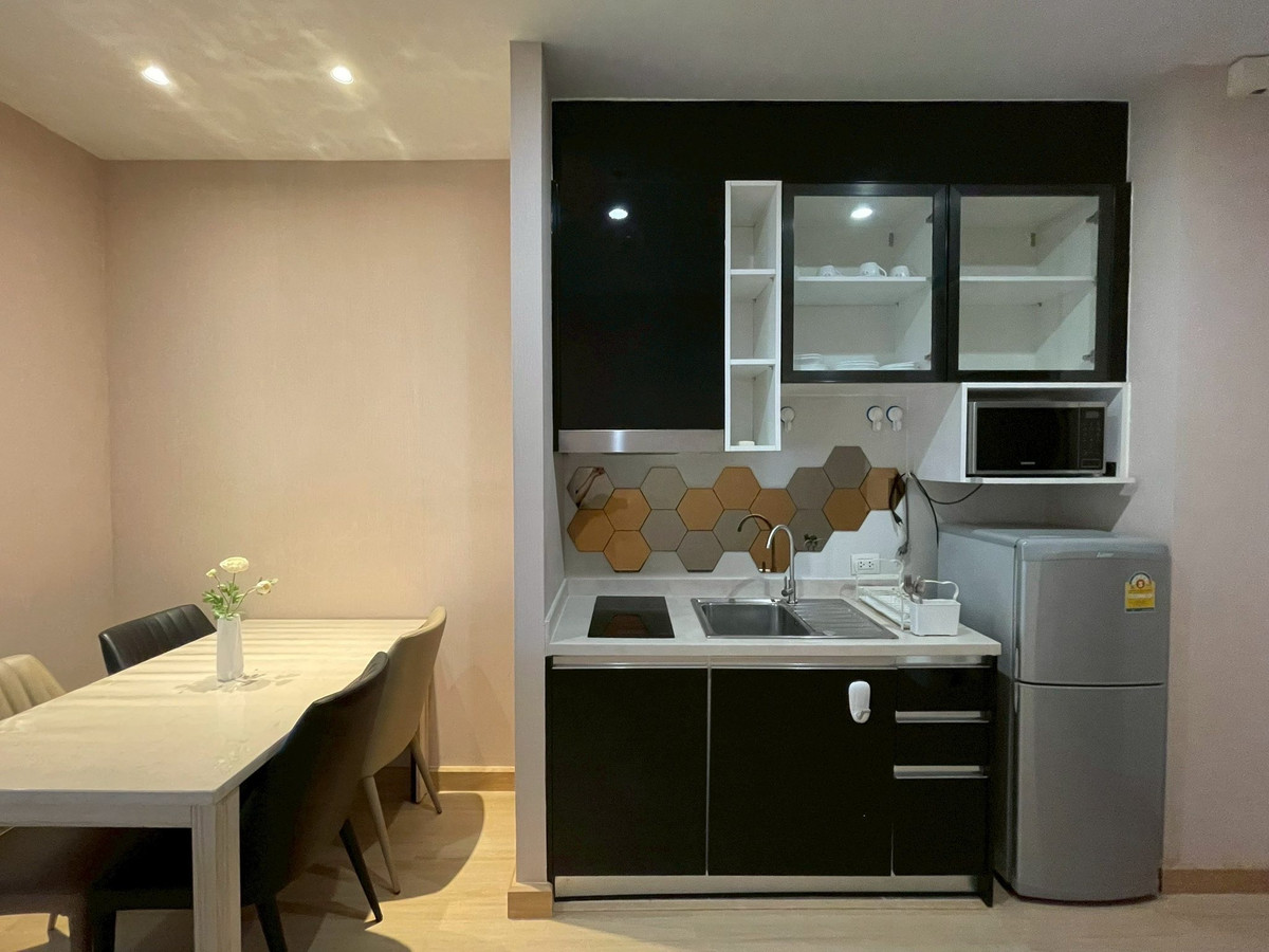 For RentCondoWitthayu, Chidlom, Langsuan, Ploenchit : For Rent: Noble Ploenchit, 35,000 THB [MPr260307]