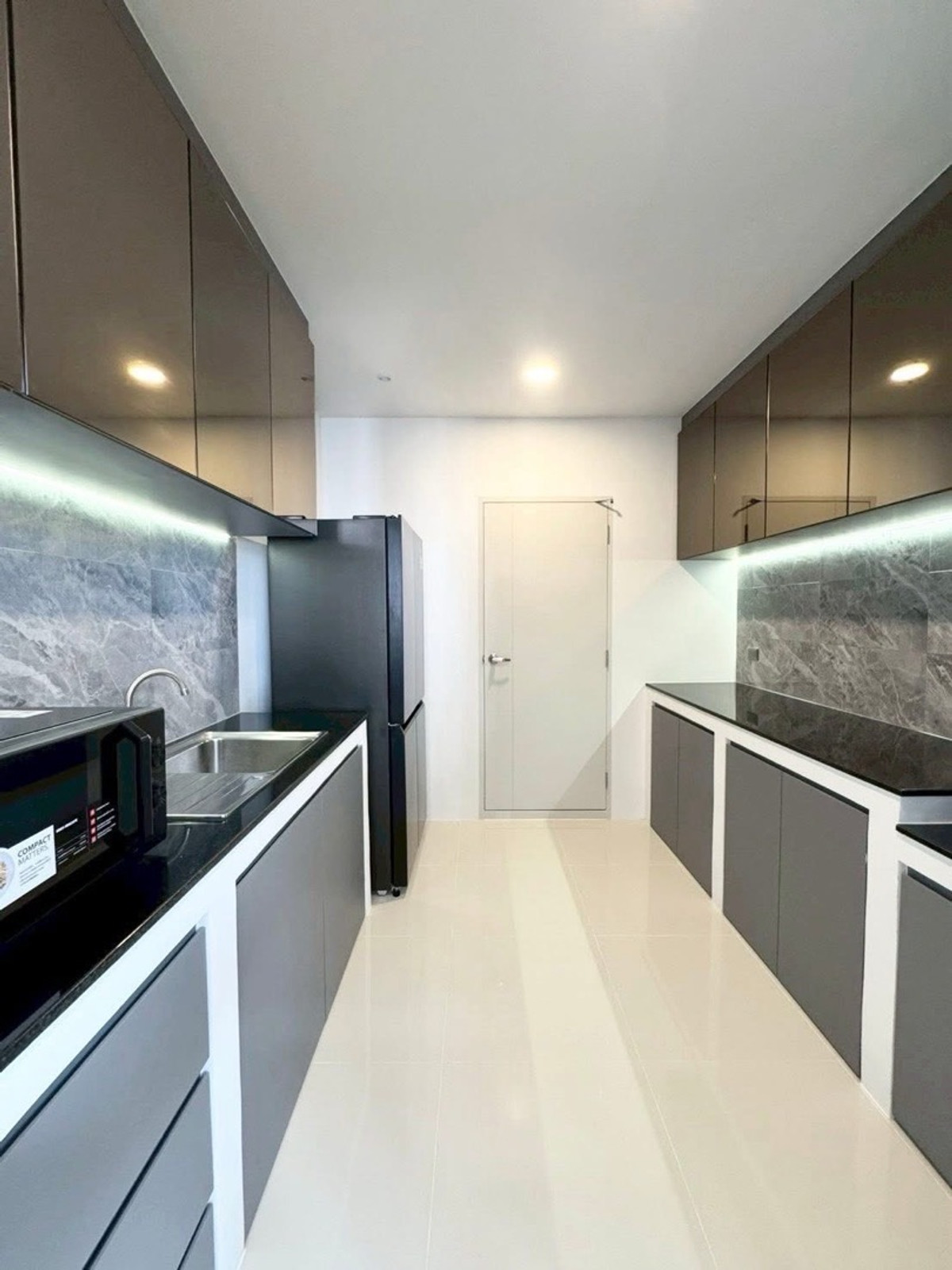 ให้เช่าบ้านบางนา แบริ่ง ลาซาล : Centro Bangna( เฟส2) Ready to move in