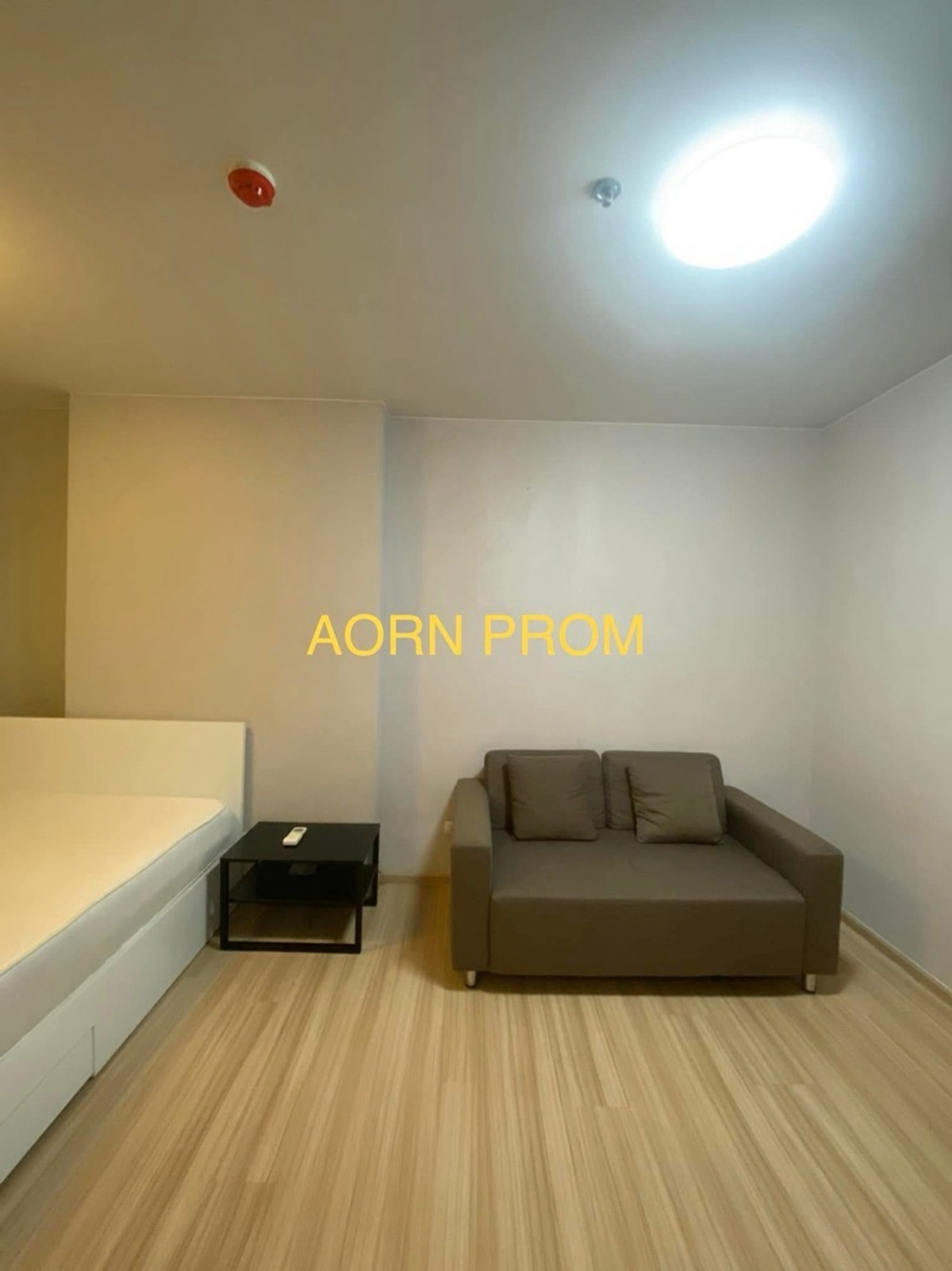 For RentCondoBang kae, Phetkasem : Very cheap, there is a washing machine 🌈 Fuse Sense Bangkae (Fuse sense Bangkae) Studio has a washing machine, air conditioner, refrigerator, TV, water heater, microwave, balcony facing north, cool room.