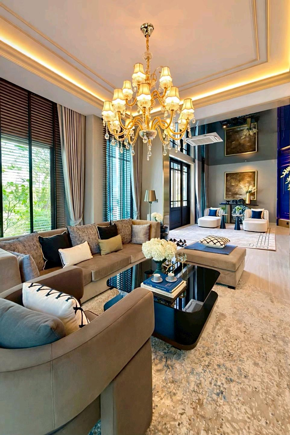 ขายบ้านเกษตร นวมินทร์ ลาดปลาเค้า : ขาย ◈ Grand Bangkok Boulevard Ramintra–Kaset Nawamin ◈ บ้านตัวอย่างแปลงพิเศษ 300 ตร.วา • ได้ทุกอย่างตามภาพราคาขาย 119,000,000 บาท