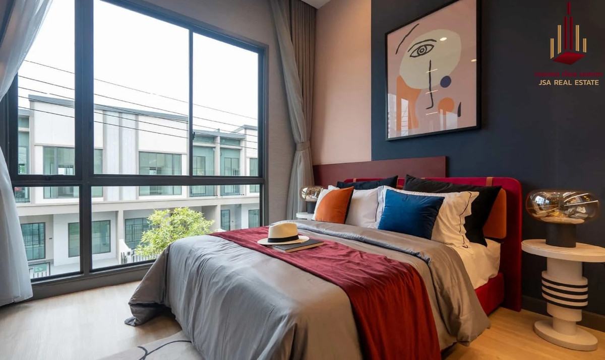 ขายทาวน์โฮมมีนบุรี-ร่มเกล้า : ✨ For Sale: Verve Ramkhamhaeng-WongWaen ✨  💰 Only 4,690,000 THB