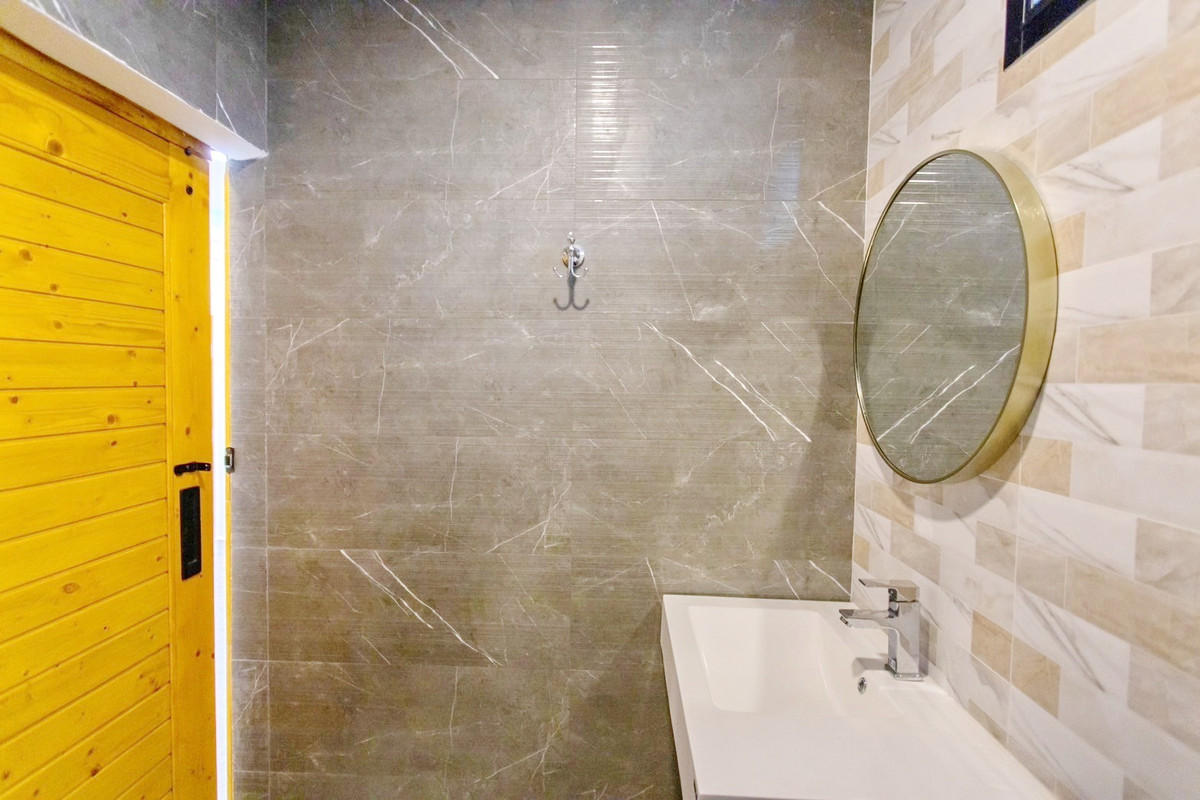 For SaleHome OfficeRatchadapisek, Huaikwang, Suttisan : CB081♛♚Home office 4 bedrooms for sale⚝Huai Khwang♜MRT Huai Khwang∞065-9423251,099-5919653▚Line@sureresidence