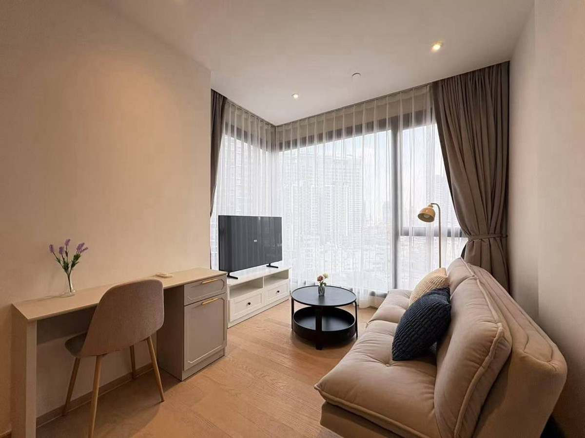 ให้เช่าคอนโดพระราม 9 เพชรบุรีตัดใหม่ RCA : ให้เช่า Ashton Asoke - Rama 9 ห้องสวย. ดีไซน์หรู Ashton พระราม 9 วิวโล่ง ชั้นสูง พร้อมอยู่