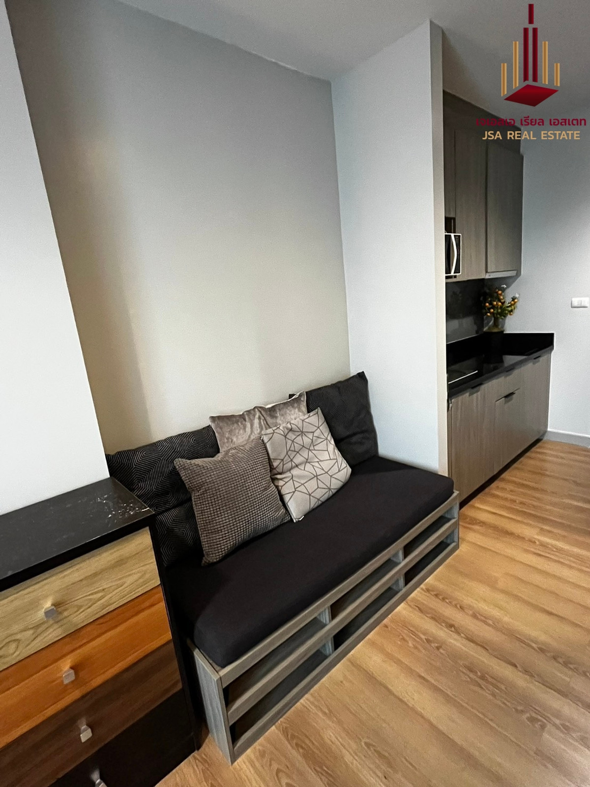 For RentCondoLadprao, Central Ladprao : ✨ For Rent: Chapter One Midtown Ladprao 24 Condo ✨ 💰 Only 15,000 THB/month