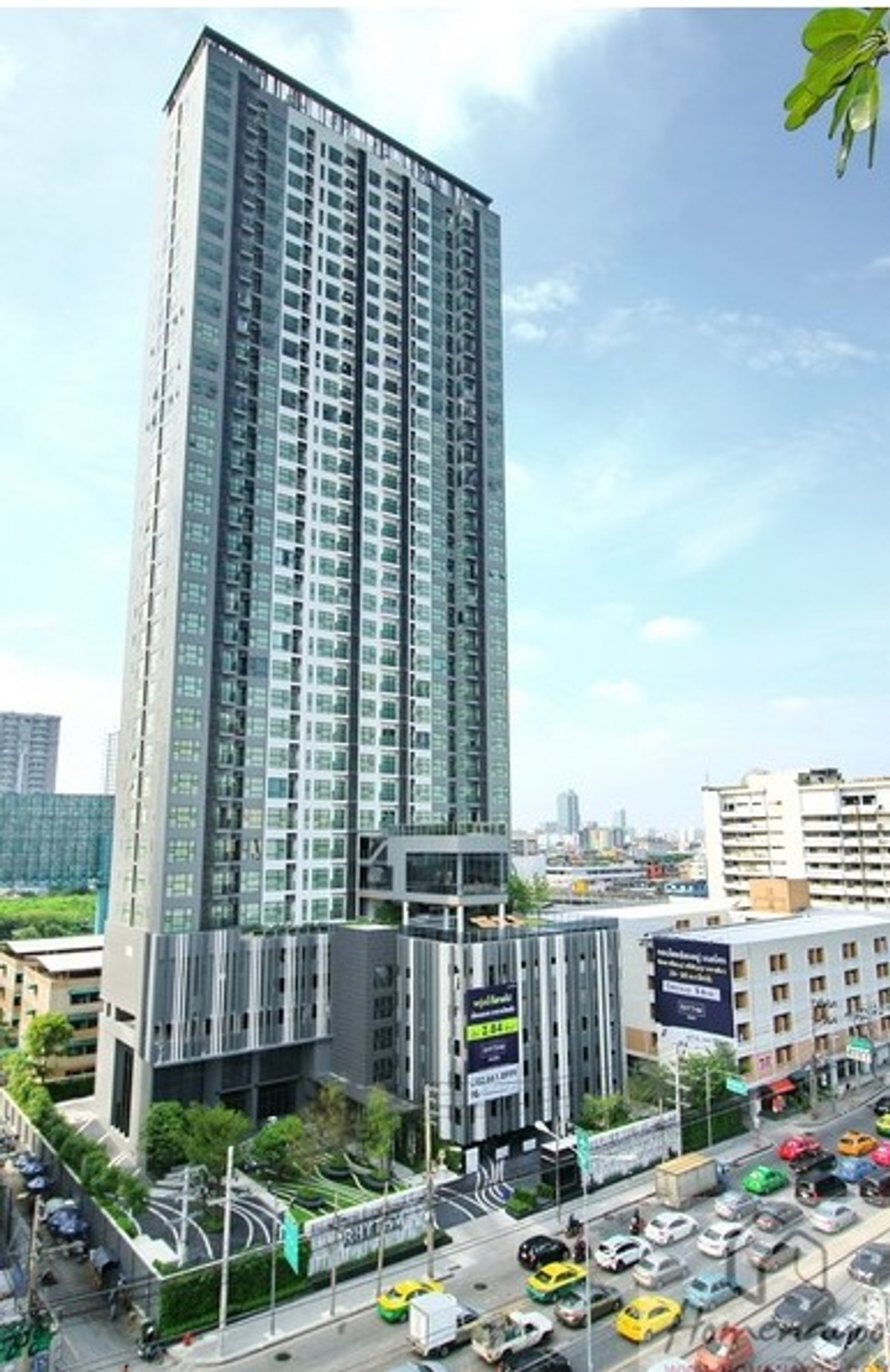 ให้เช่าคอนโดพระราม 9 เพชรบุรีตัดใหม่ RCA : เช่า Rhythm Asoke ห้องมุม ห้องใหม่พร้อมเข้าอยู่ใจกลางพระราม 9