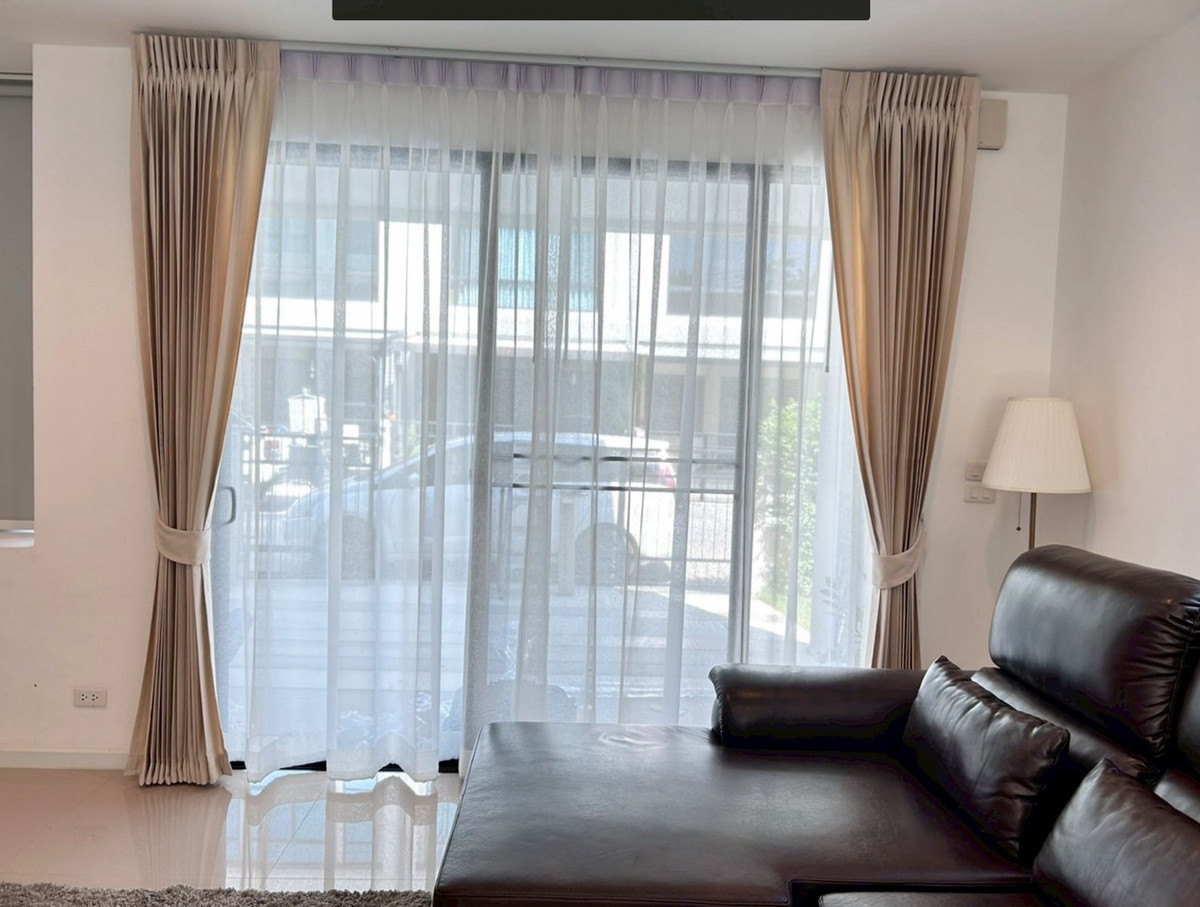 ให้เช่าทาวน์โฮมอ่อนนุช อุดมสุข : ให้เช่าทาวน์เฮ้าส์ 3 ชั้น หลังมุม มีพื้นที่ข้างบ้าน โครงการ Q Prime Sukhumvit 77 สุขุมวิท 77 ซ.อ่อนนุช 46