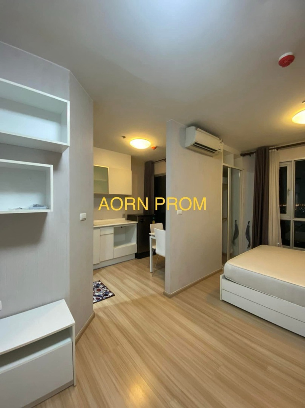 For RentCondoBang kae, Phetkasem : Very cheap, there is a washing machine 🌈 Fuse Sense Bangkae (Fuse sense Bangkae) Studio has a washing machine, air conditioner, refrigerator, TV, water heater, microwave, balcony facing north, cool room.