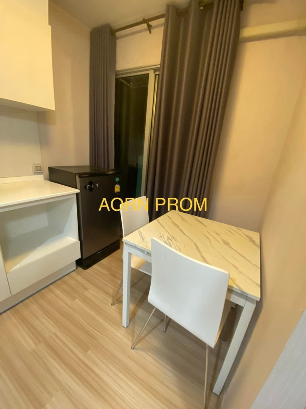 For RentCondoBang kae, Phetkasem : Very cheap, there is a washing machine 🌈 Fuse Sense Bangkae (Fuse sense Bangkae) Studio has a washing machine, air conditioner, refrigerator, TV, water heater, microwave, balcony facing north, cool room.