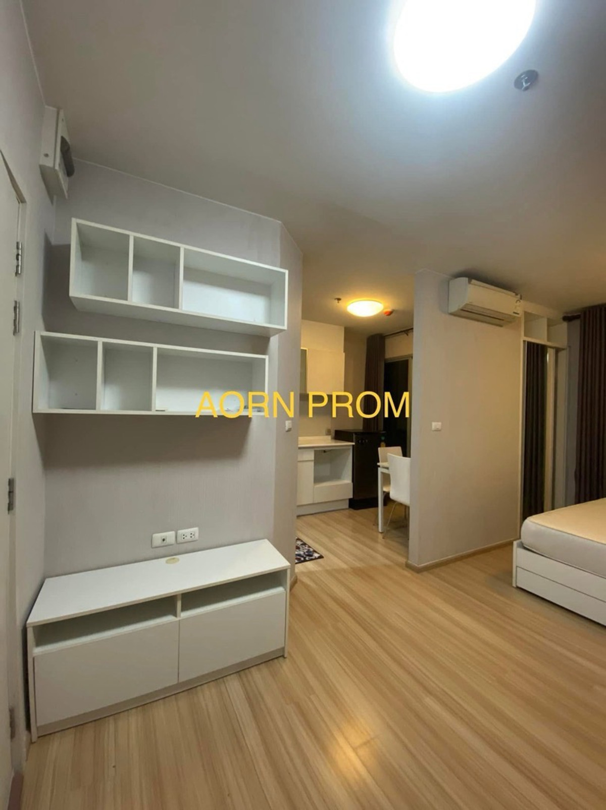 For RentCondoBang kae, Phetkasem : Very cheap, there is a washing machine 🌈 Fuse Sense Bangkae (Fuse sense Bangkae) Studio has a washing machine, air conditioner, refrigerator, TV, water heater, microwave, balcony facing north, cool room.