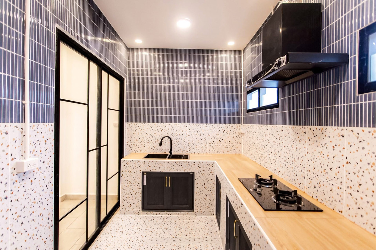 ขายทาวน์โฮมเสรีไทย-นิด้า : CB102♛♚ทาวน์โฮม 4 ห้องนอน ขาย⚝ลาดพร้าว-เสรีไทย♜MRT บางกะปิ∞065-9423251,099-5919653▚Line@sureresidence