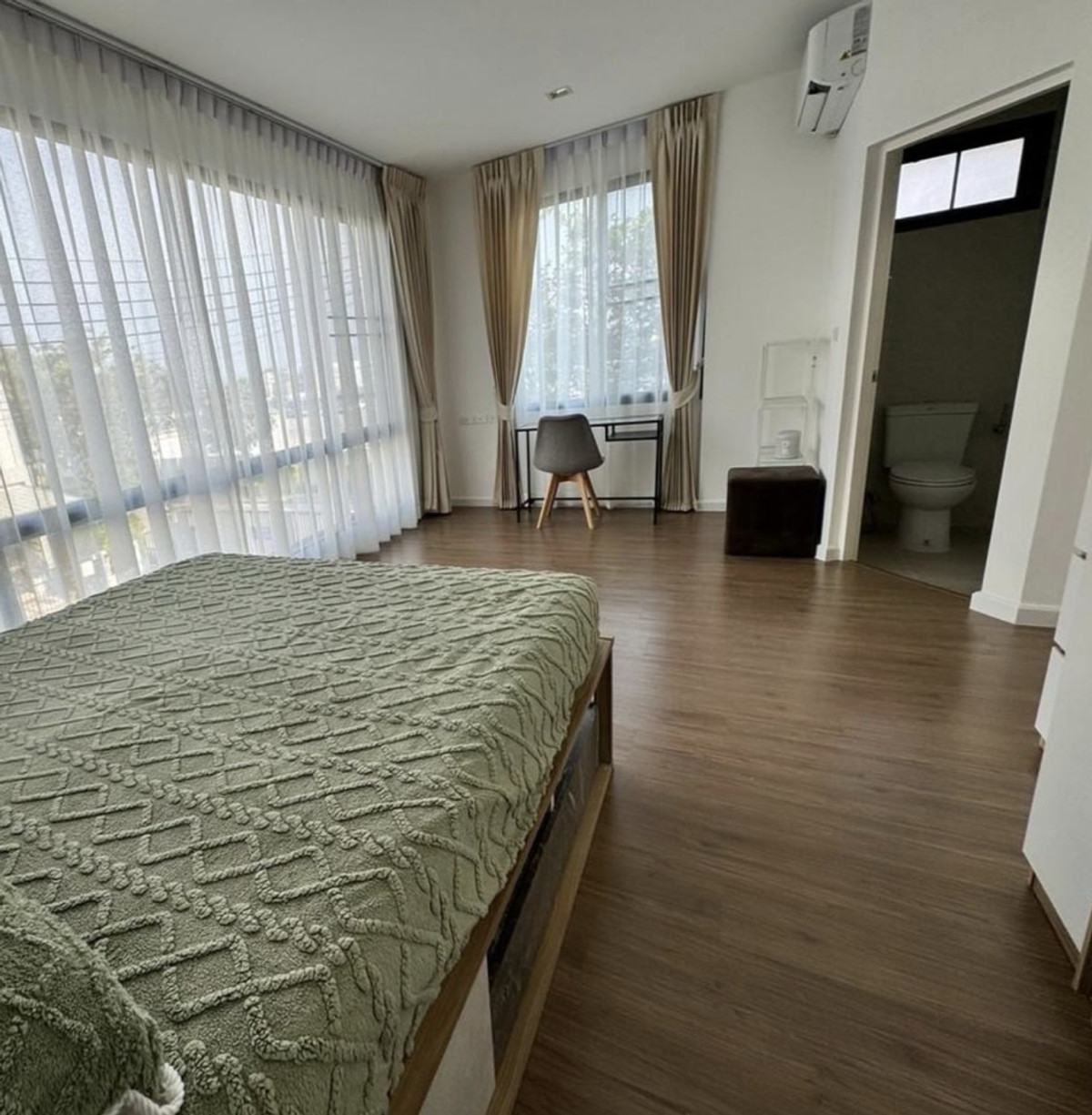 ให้เช่าทาวน์โฮมอ่อนนุช อุดมสุข : ให้เช่าทาวน์เฮ้าส์ 3 ชั้น หลังมุม มีพื้นที่ข้างบ้าน โครงการ Q Prime Sukhumvit 77 สุขุมวิท 77 ซ.อ่อนนุช 46