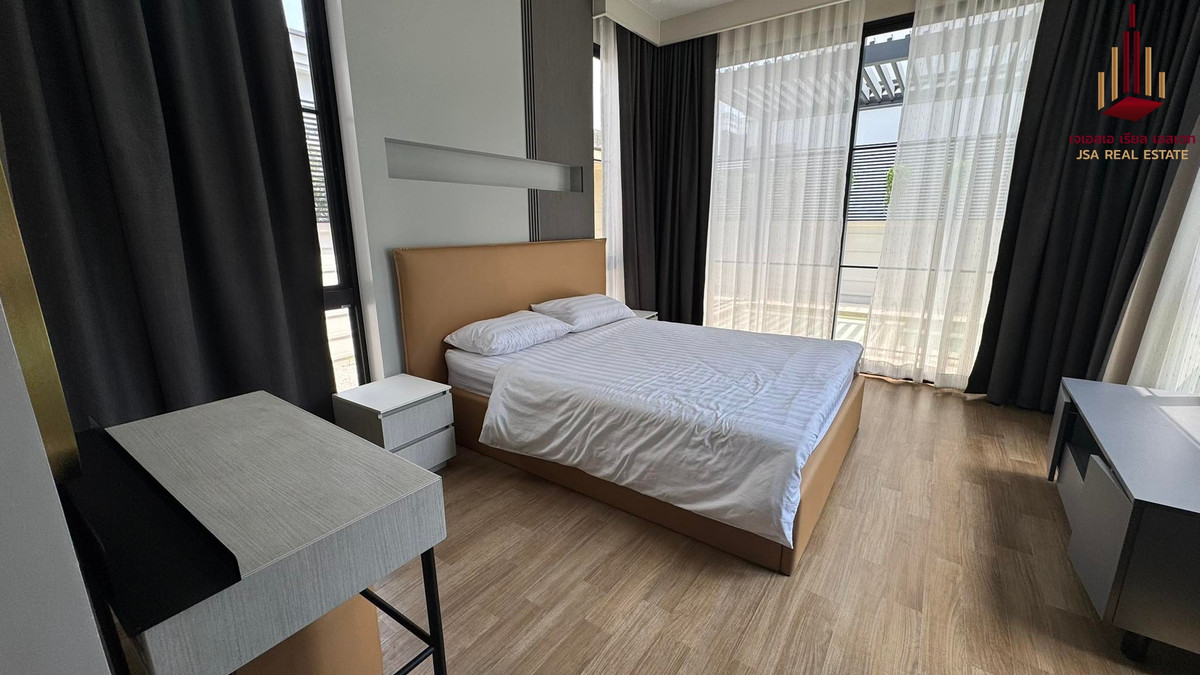 ให้เช่าบ้านพัฒนาการ ศรีนครินทร์ : ✨ For Rent: Malton Gates Krungthep Kreetha ✨  💰 Only 350,000 THB/month