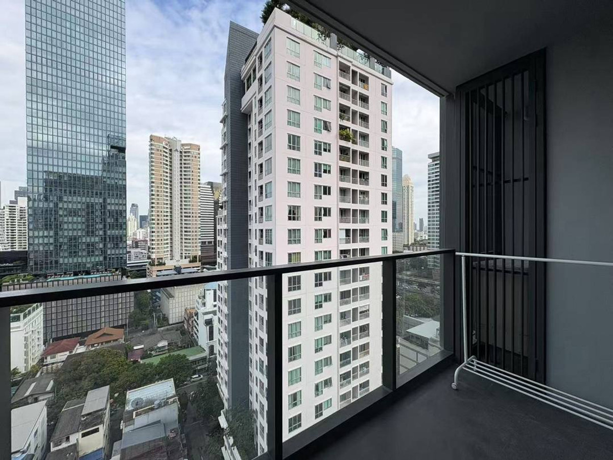 For RentCondoSathorn, Narathiwat : For rent: Tait Sathorn 12, luxury condo, large room, Sathorn area, 2 bedrooms, 99 sq m., near BTS St. Louis.