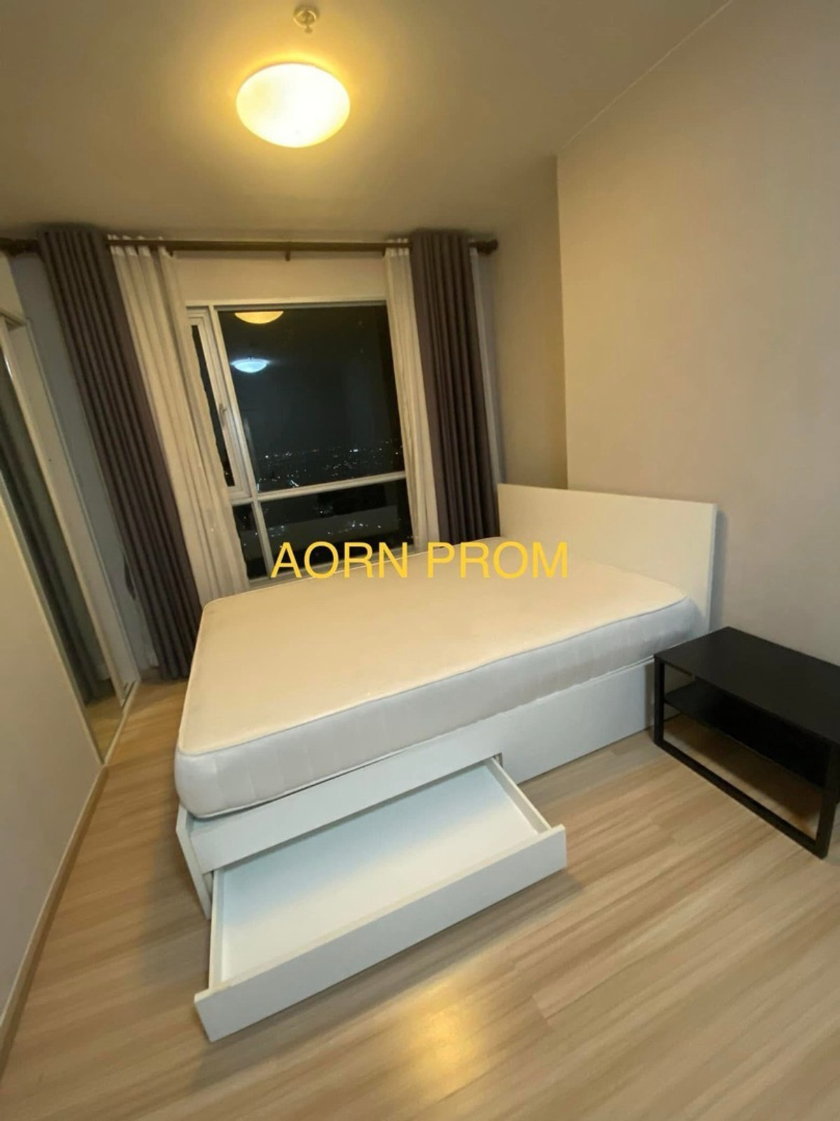 For RentCondoBang kae, Phetkasem : Very cheap, there is a washing machine 🌈 Fuse Sense Bangkae (Fuse sense Bangkae) Studio has a washing machine, air conditioner, refrigerator, TV, water heater, microwave, balcony facing north, cool room.