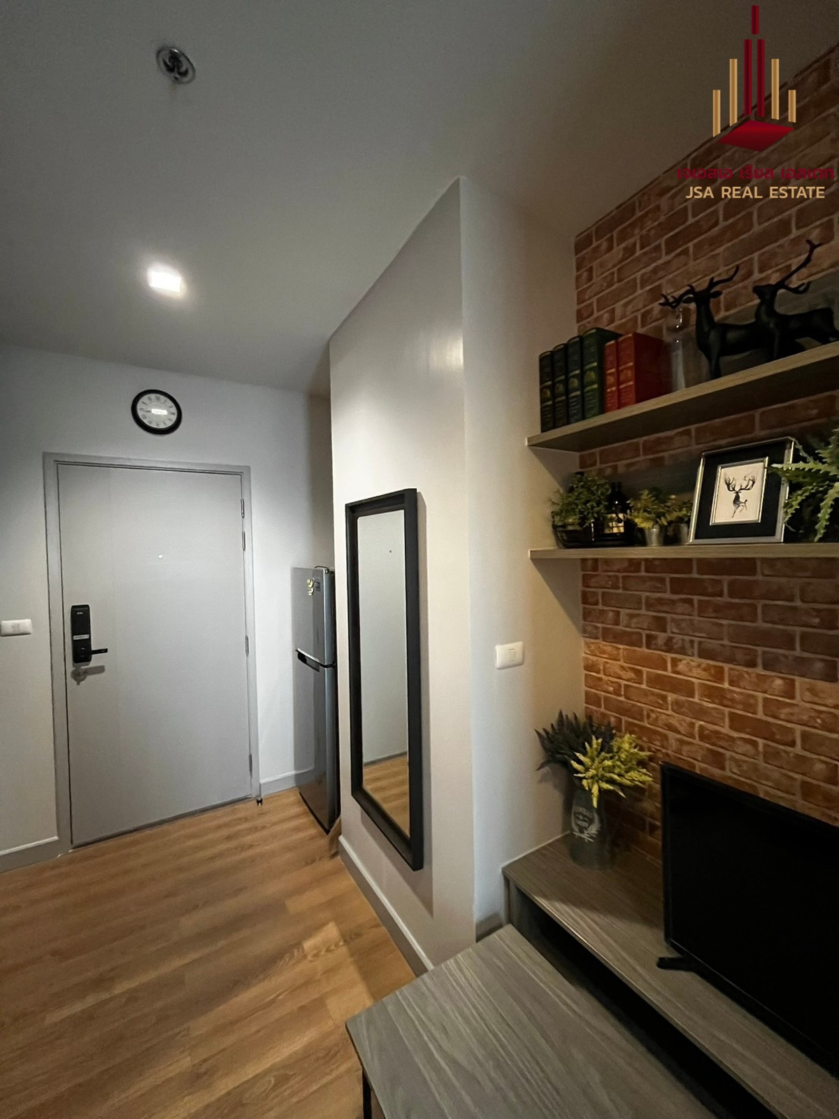 For RentCondoLadprao, Central Ladprao : ✨ For Rent: Chapter One Midtown Ladprao 24 Condo ✨ 💰 Only 15,000 THB/month