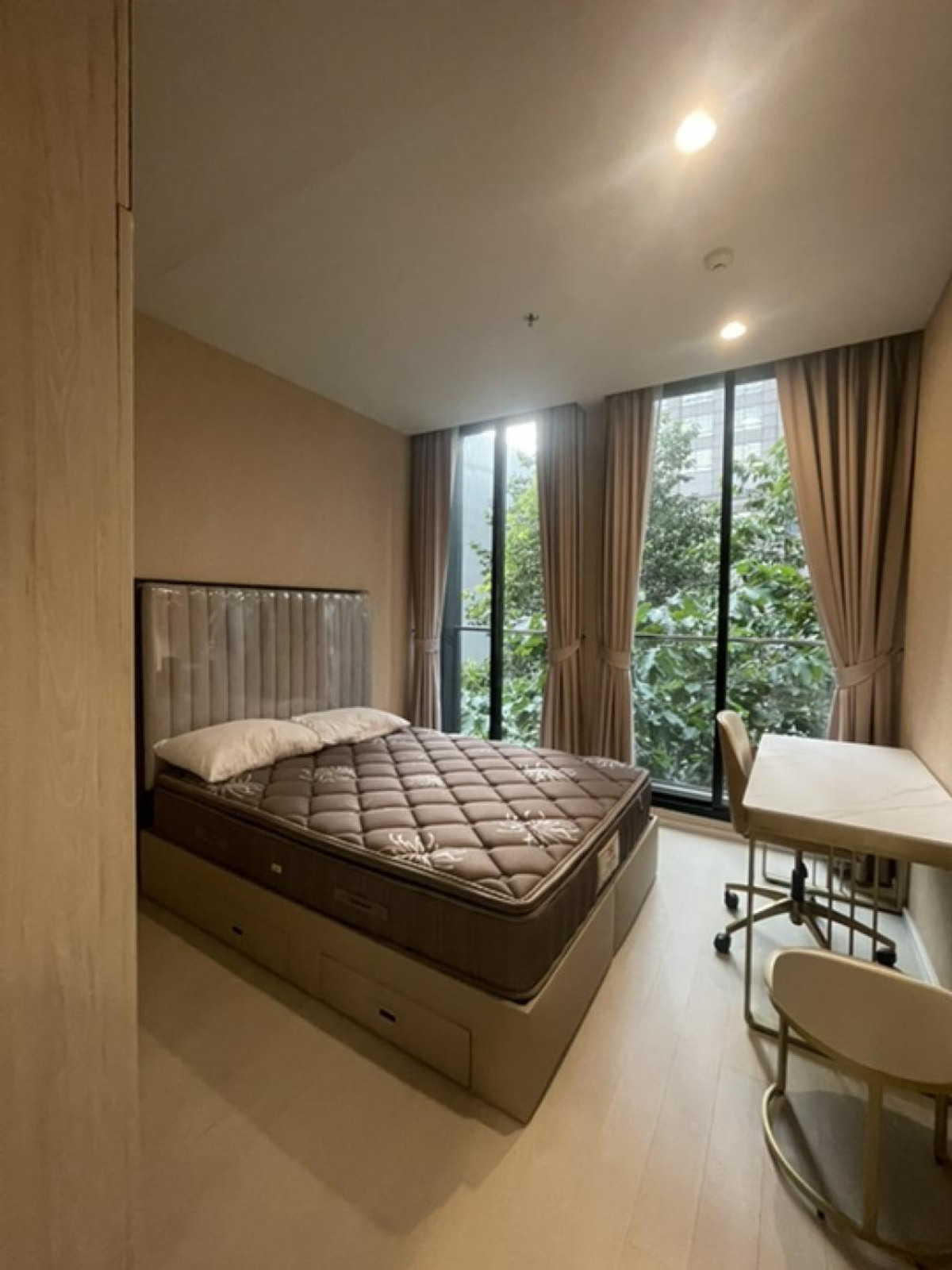 ให้เช่าคอนโดวิทยุ ชิดลม หลังสวน : ให้เช่า Noble Ploenchit ราคา 80,000 บาท [MPr260301]