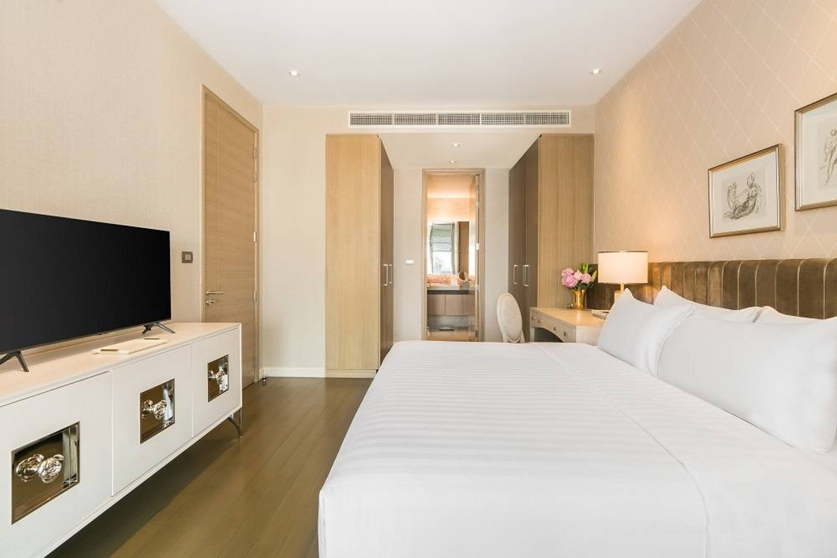 ให้เช่าคอนโดวิทยุ ชิดลม หลังสวน : ✨ Luxury Residence in the Heart of Ratchadamri – Special Promotion 85,000 THB/Month ✨