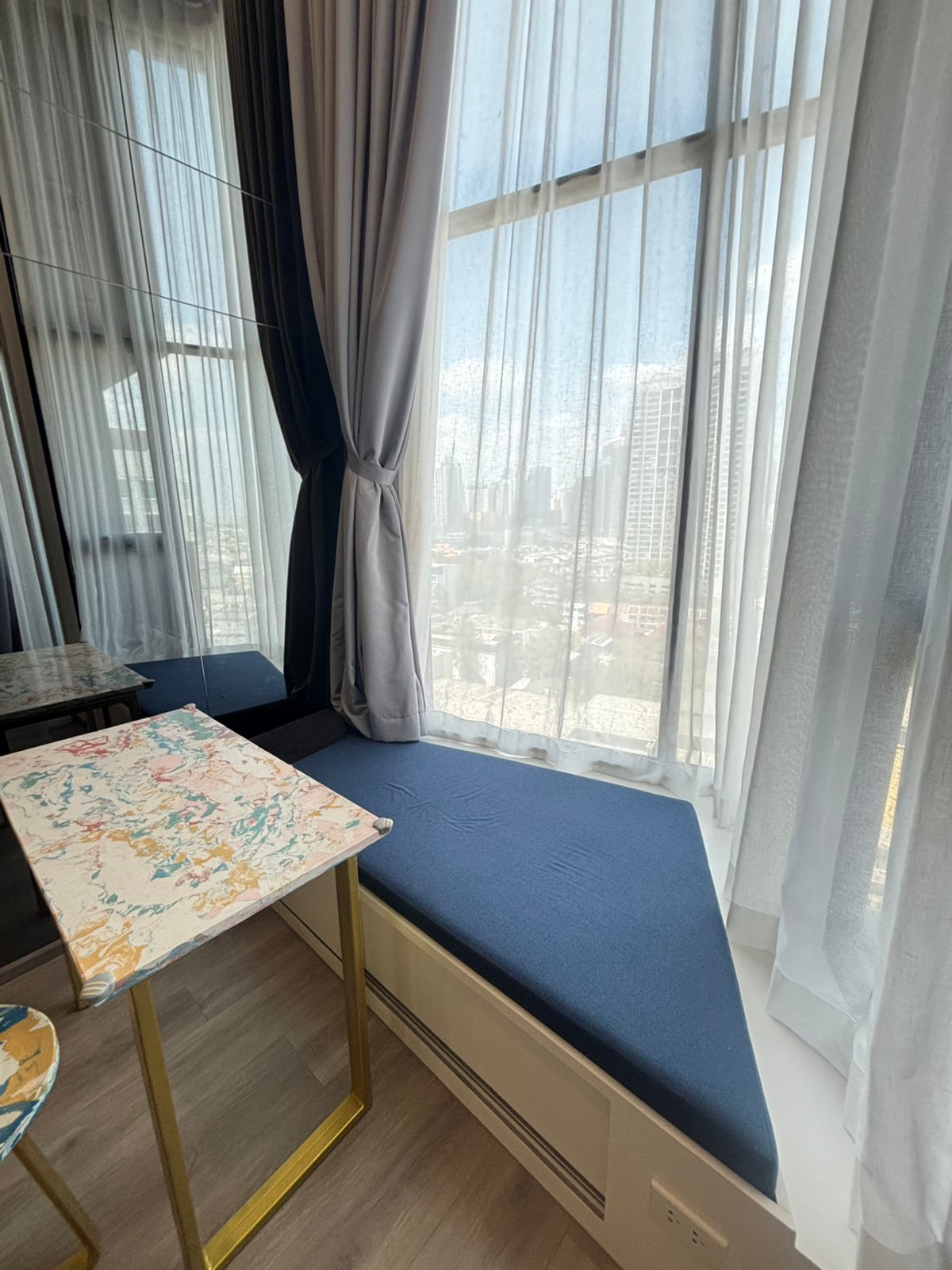 For RentCondoOnnut, Udomsuk : For rent: KnightsBridge Space Sukhumvit–Rama 4 | High ceiling Duplex | Near MRT Thailand Convention Centre | Fully furnished, ready to move in.