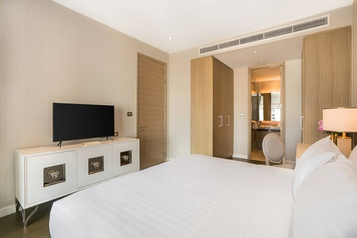 ให้เช่าคอนโดวิทยุ ชิดลม หลังสวน : ✨ Luxury Residence in the Heart of Ratchadamri – Special Promotion 85,000 THB/Month ✨