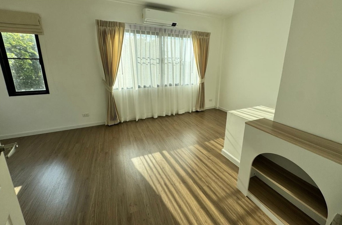 ให้เช่าทาวน์โฮมอ่อนนุช อุดมสุข : ให้เช่าทาวน์เฮ้าส์ 3 ชั้น หลังมุม มีพื้นที่ข้างบ้าน โครงการ Q Prime Sukhumvit 77 สุขุมวิท 77 ซ.อ่อนนุช 46