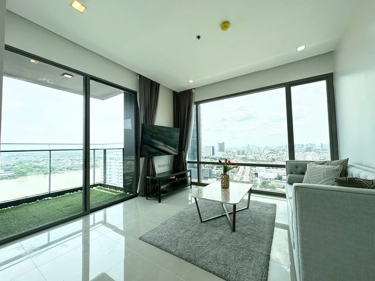 For RentCondoRama3 (Riverside),Satupadit : 🏢 StarView Rama 3 (StarView Rama 3)
(D6902013)
✨ Luxury condo with Chao Phraya River view, highest private in Rama 3 zone.

💰 For sale: 11.11 million baht (transfer fee 50/50)
💰 Rent: 39,500 baht / month