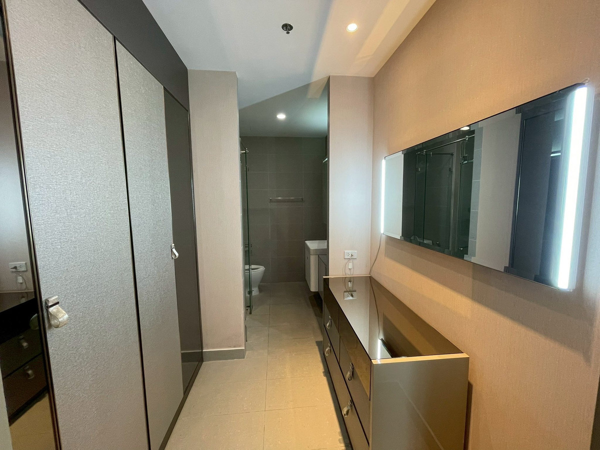 For RentCondoWitthayu, Chidlom, Langsuan, Ploenchit : For Rent: Noble Ploenchit, 35,000 THB [MPr260307]