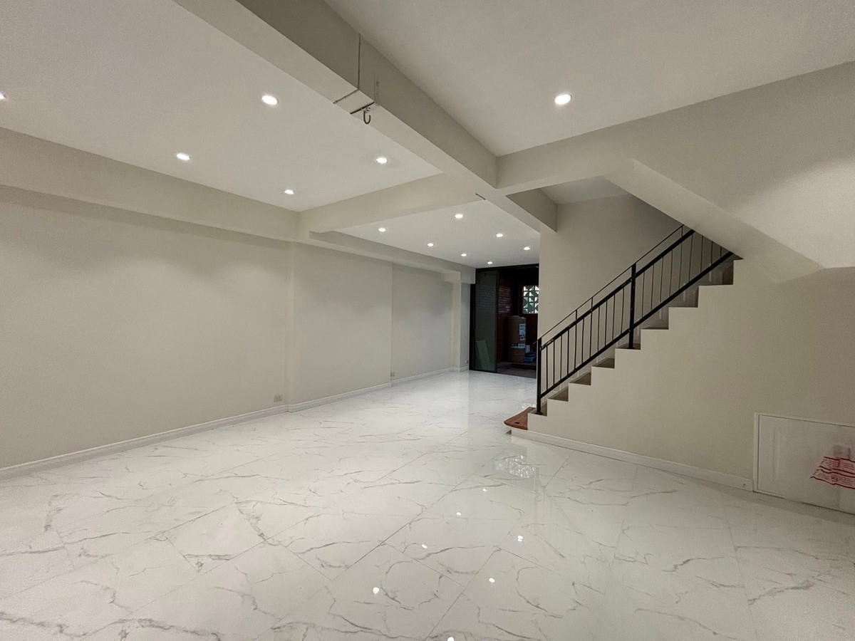 ให้เช่าทาวน์โฮมลาดพร้าว101 แฮปปี้แลนด์ : หมู่บ้านอยู่เจริญ ลาดพร้าว 101 / 3 ห้องนอน (เช่า), Baan U Charoen Latphrao 101 / 3 Bedrooms (FOR RENT) BZD148