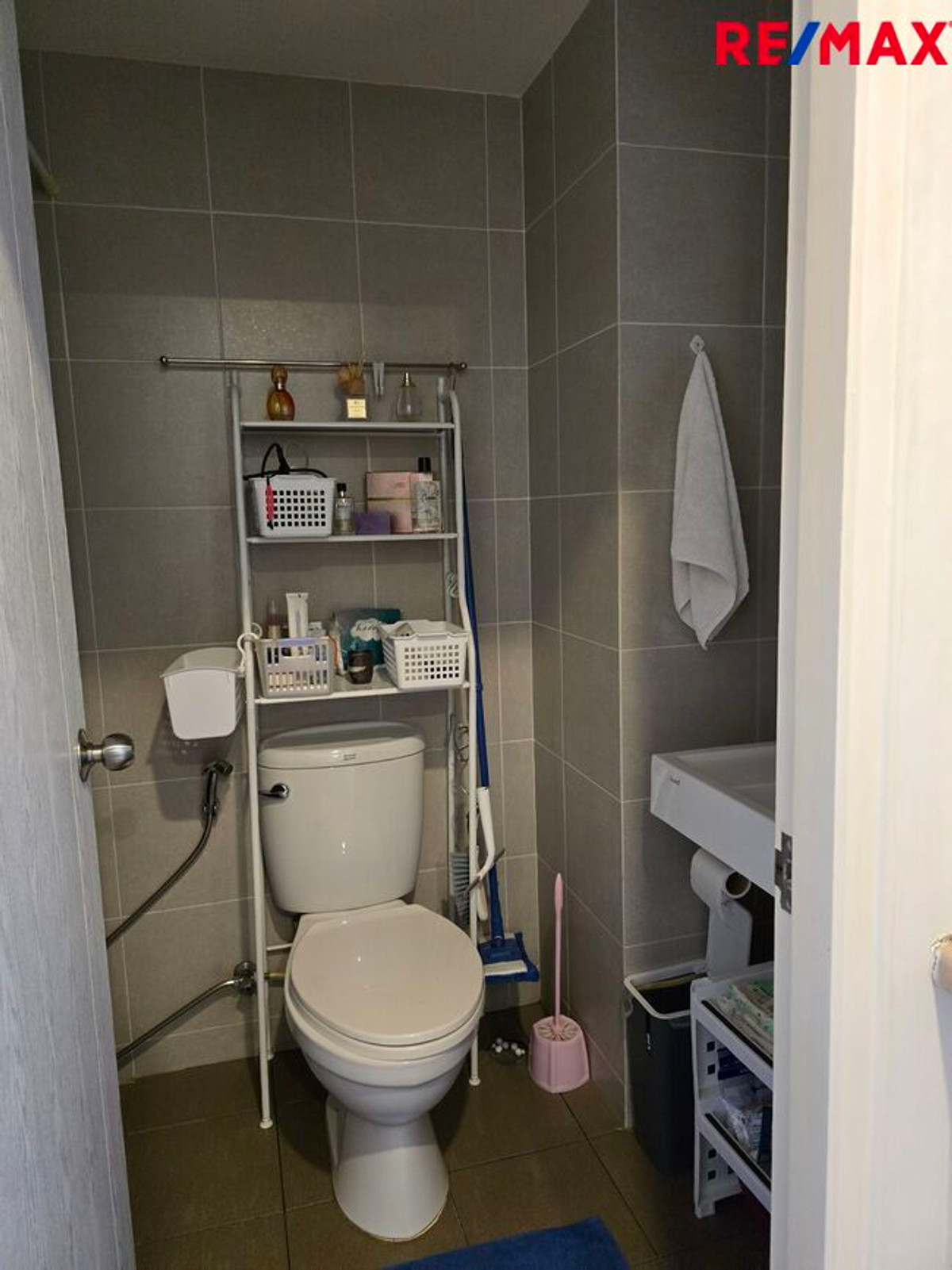 For SaleCondoSamut Prakan,Samrong : Condo for sale Lumpini Ville Sukhumvit 76 (Phase 2) | 7th floor, east side, very new condition.