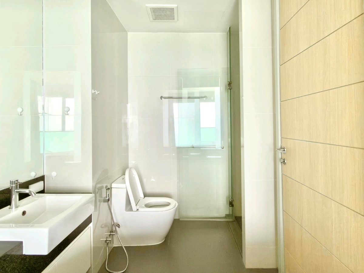 ให้เช่าคอนโดพัทยา บางแสน ชลบุรี สัตหีบ : ให้เช่า 🔥 Movenpick Residences Pattaya (โมเวนพิค ไวท์ แซนด์ บีช พัทยา) 1 ห้องนอน ชั้นสูง พร้อมวิวทะเล