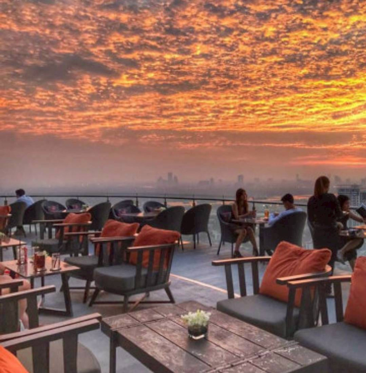 For SaleCondoOnnut, Udomsuk : Sky Walk Residences / 1 Bedroom (SALE WITH TENENT), Sky Walk Residences / 1 Bedroom (Sale with Tenant) JSMN037