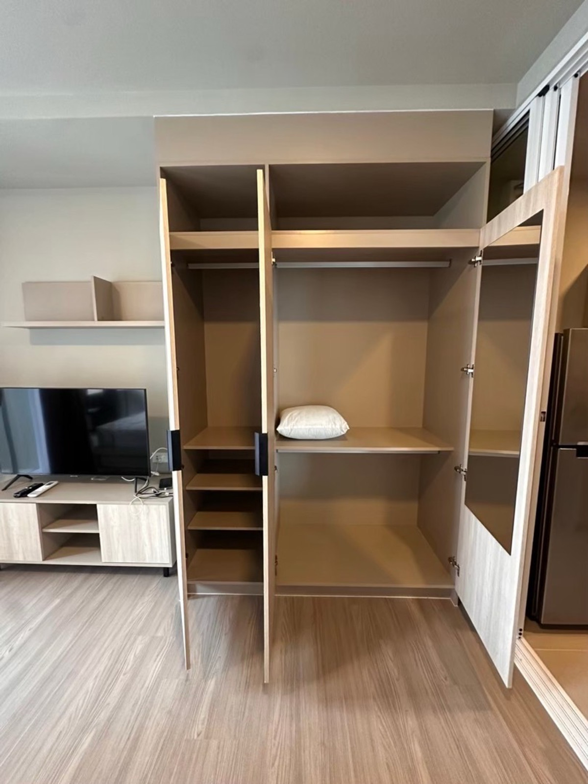 For RentCondoPinklao, Charansanitwong : For rent D Condo Panaa [ Dcondo Panaa ]