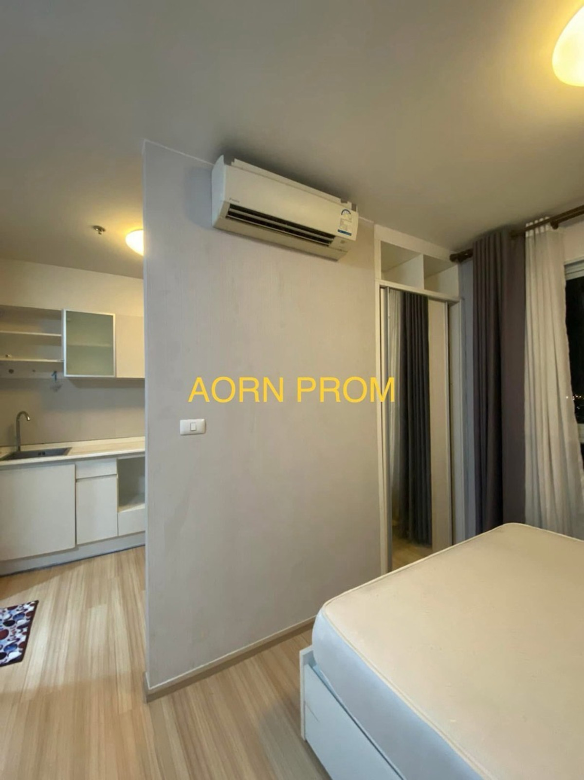 For RentCondoBang kae, Phetkasem : Very cheap, there is a washing machine 🌈 Fuse Sense Bangkae (Fuse sense Bangkae) Studio has a washing machine, air conditioner, refrigerator, TV, water heater, microwave, balcony facing north, cool room.