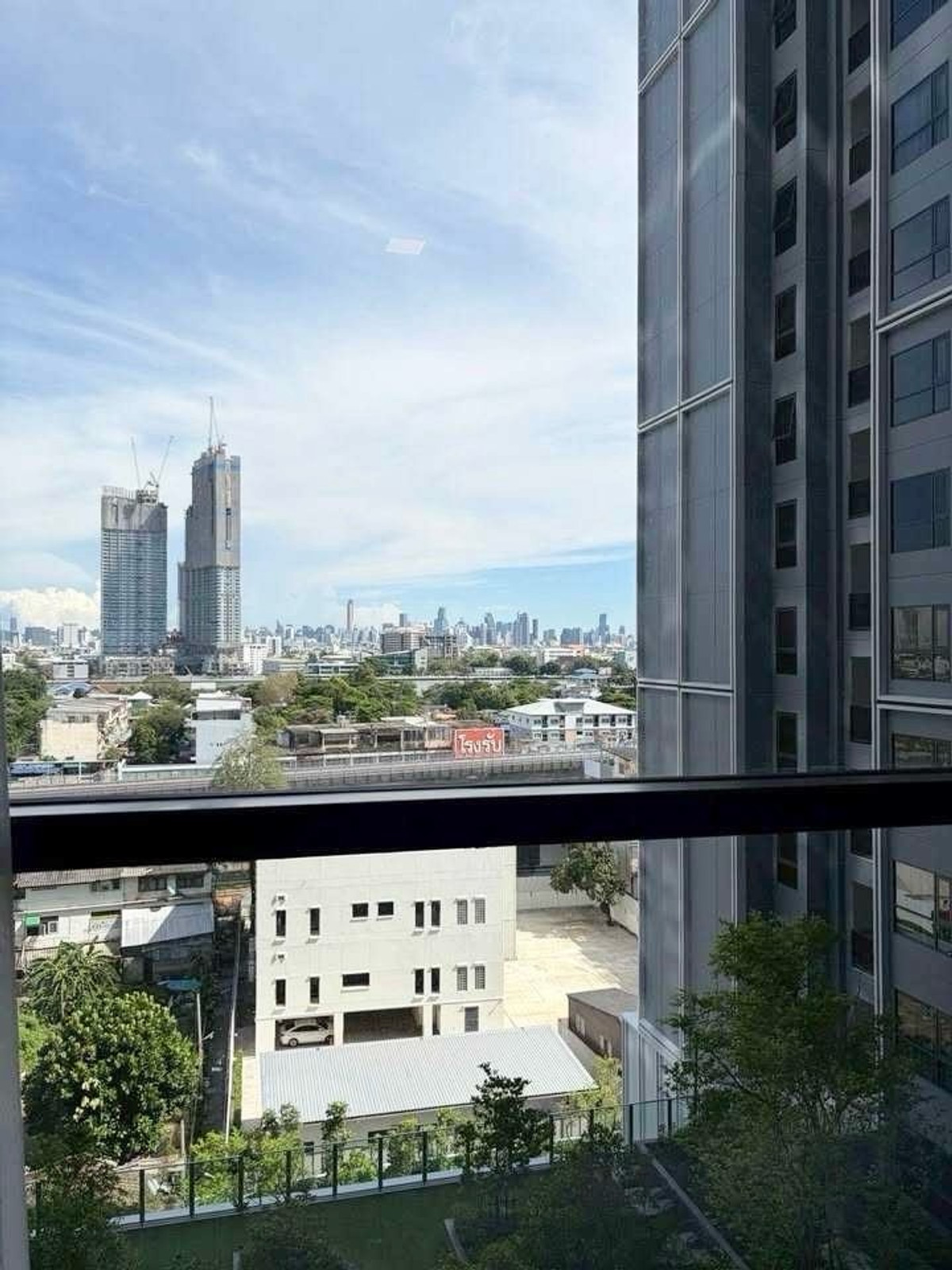 For RentCondoPinklao, Charansanitwong : 💙@condocurator 💙 For rent Chapter One Spark Charan, fully furnished. There is a washing machine [PM4768]