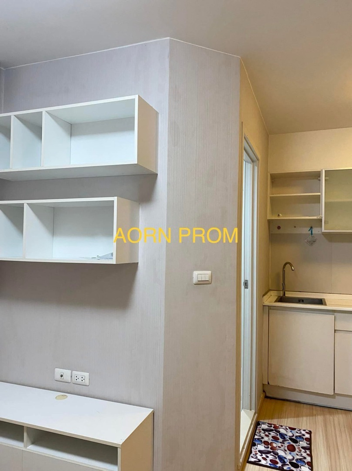 For RentCondoBang kae, Phetkasem : Very cheap, there is a washing machine 🌈 Fuse Sense Bangkae (Fuse sense Bangkae) Studio has a washing machine, air conditioner, refrigerator, TV, water heater, microwave, balcony facing north, cool room.