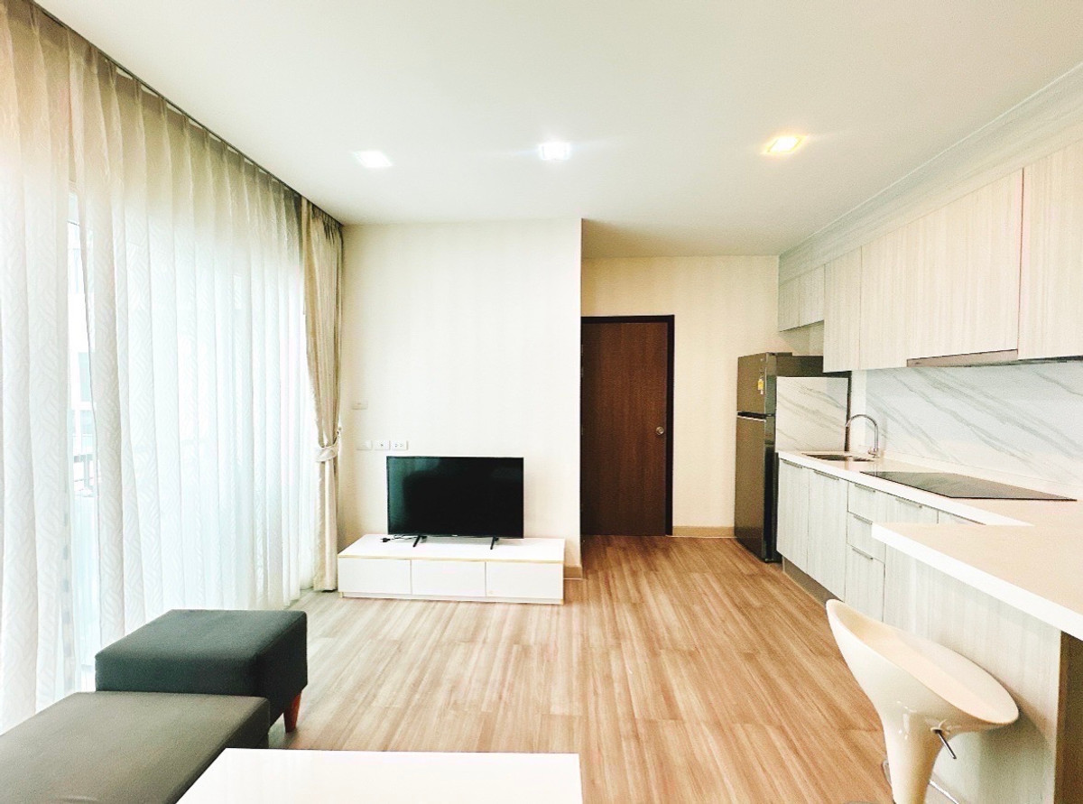 ให้เช่าคอนโดเชียงใหม่ : 🏙️ ด่วน! คอนโดหรูให้เช่า ใจกลางเมืองเชียงใหม่ใกล้เซ็นทรัลแอร์พอร์ตเชียงใหม่📍📍ราคาเพียง 19,000 บาท📍📍