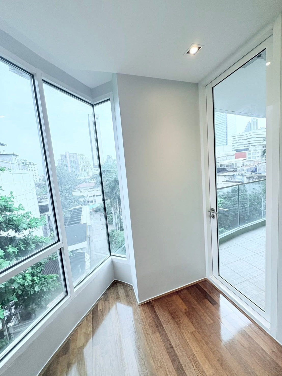 For SaleCondoSukhumvit, Asoke, Thonglor : Beverly 33 / 1 Bedroom (FOR SALE), Beverly 33 / 1 Bedroom (For Sale) NONT096