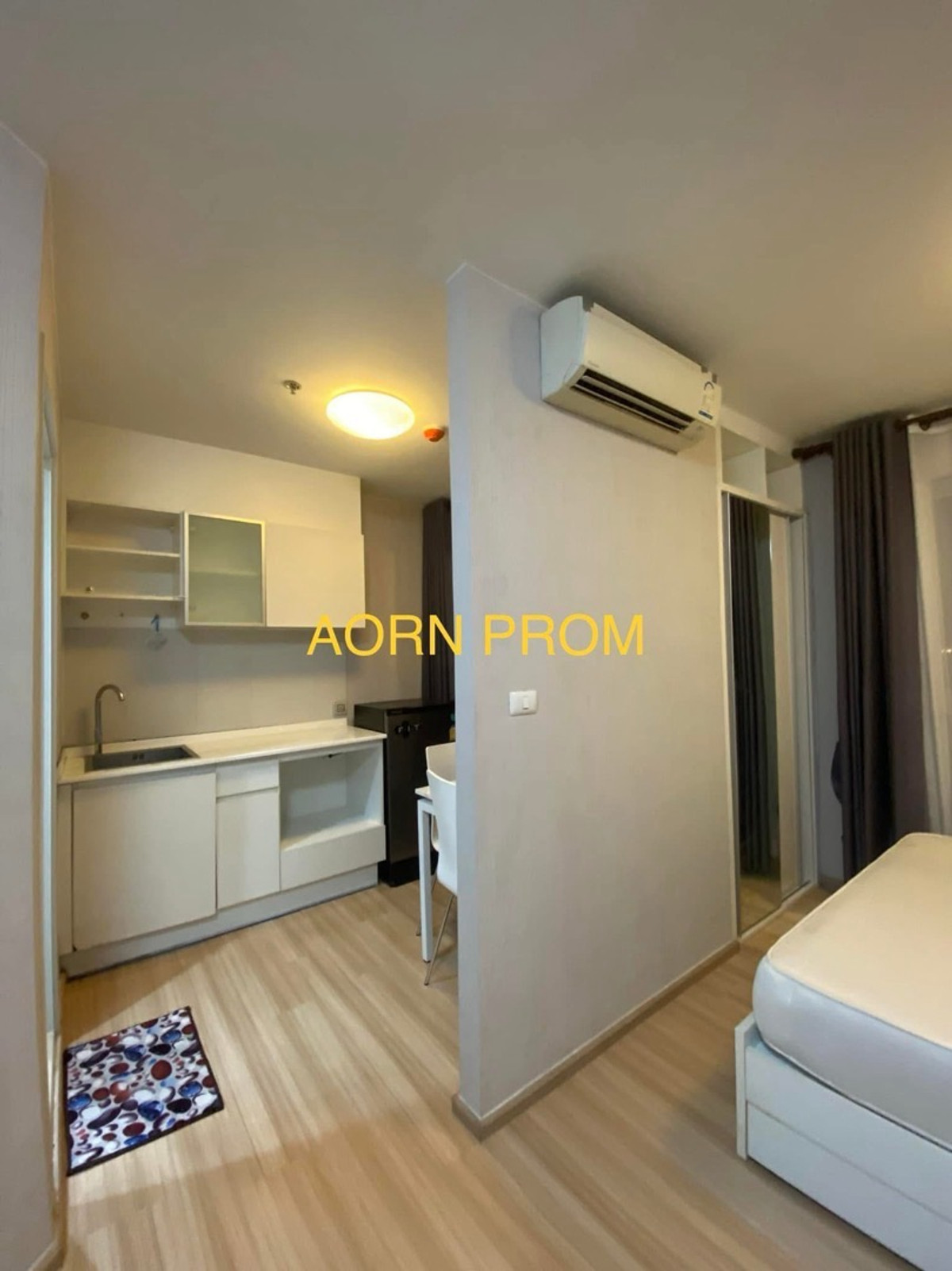 For RentCondoBang kae, Phetkasem : Very cheap, there is a washing machine 🌈 Fuse Sense Bangkae (Fuse sense Bangkae) Studio has a washing machine, air conditioner, refrigerator, TV, water heater, microwave, balcony facing north, cool room.