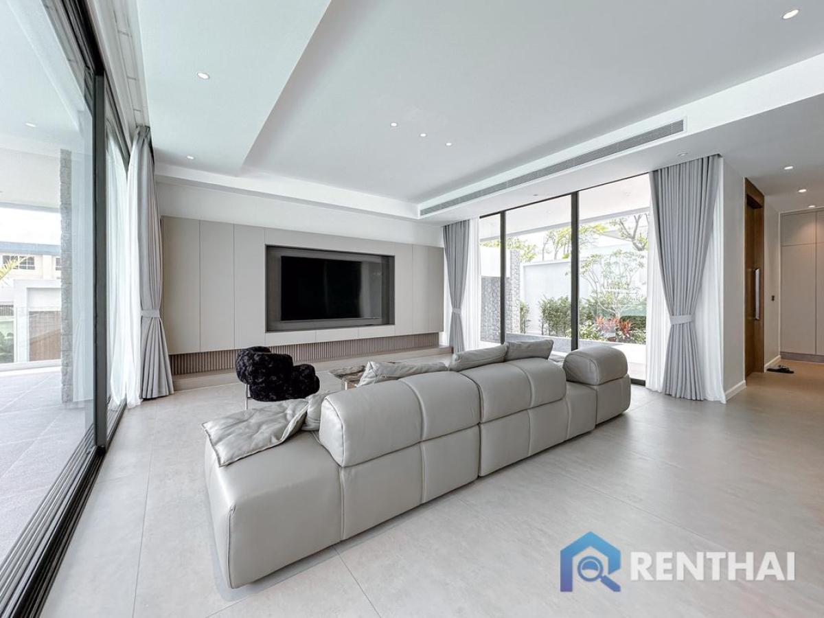 For RentHousePhuket : For rent villa  at Clover Residence