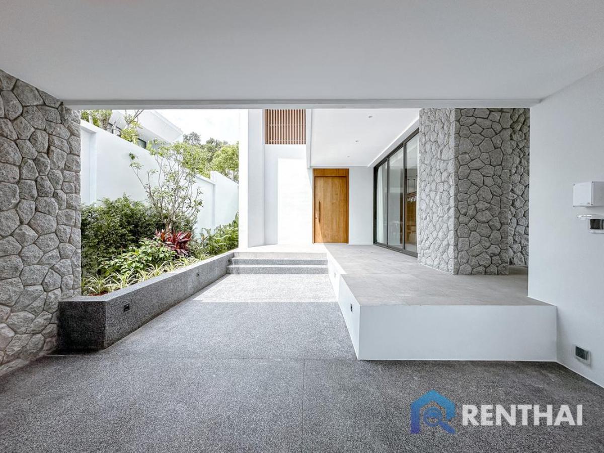 For RentHousePhuket : For rent villa  at Clover Residence