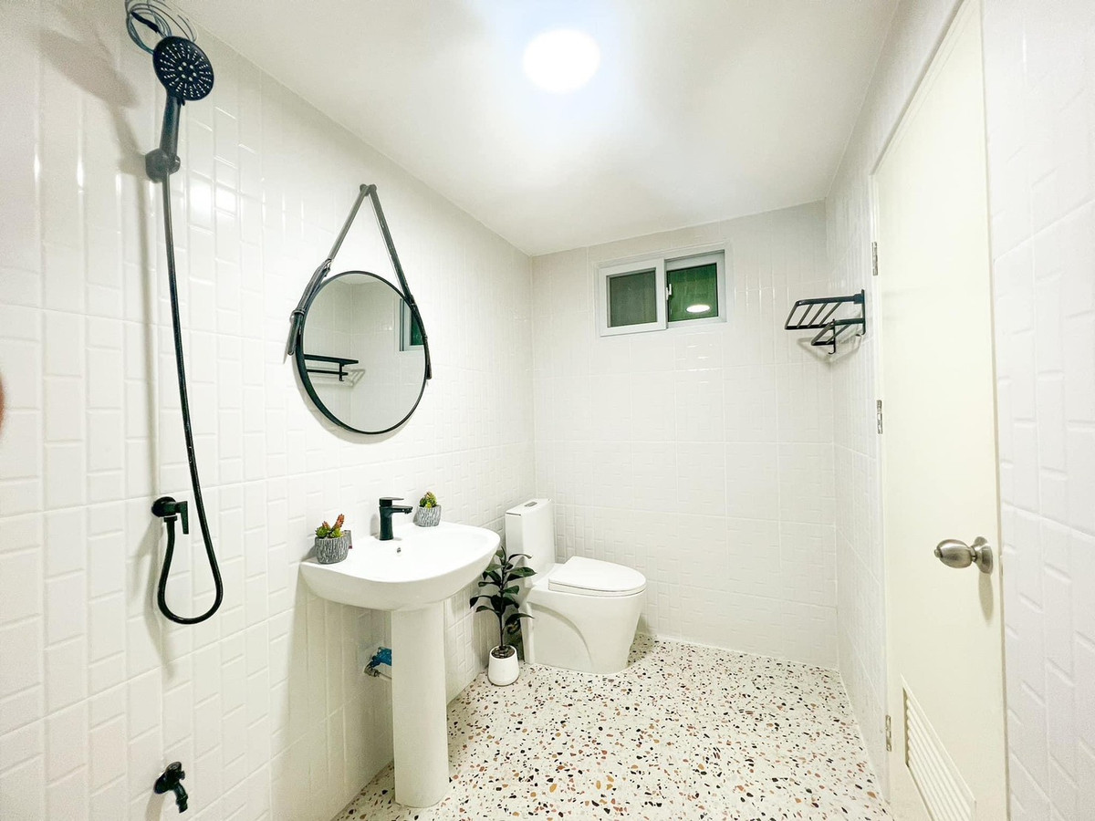 ขายอาคารพาณิชย์นวมินทร์ รามอินทรา : CB026♛♚อาคารพาณิชย์ ขาย 3 ห้องนอน⚝นวมินทร์♜ใกล้ตลาดปัฐวิกรณ์∞099-5919653,065-9423251▚Line@sureresidence