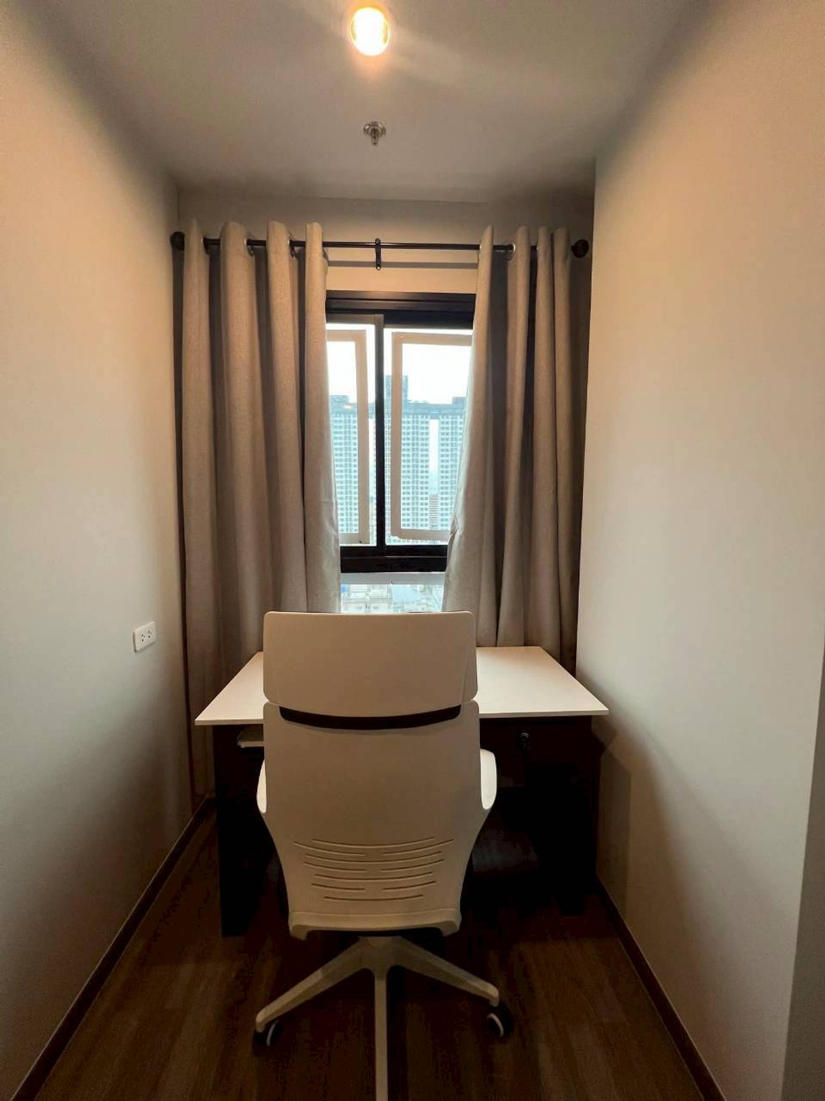 ให้เช่าคอนโดเสรีไทย-นิด้า : ✅ IDRL127 ✅ Line : @p2nproperty