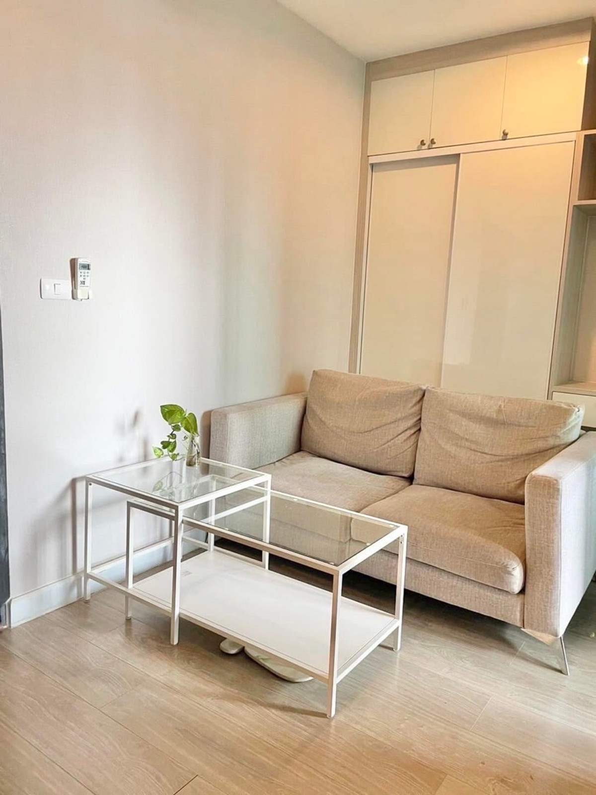 ให้เช่าคอนโดบางซื่อ วงศ์สว่าง เตาปูน : ให้เช่าคอนโด Metro Sky ประชาชื่น
1 ห้องนอน 1 ห้องน้ำ ชั้น 17 ขนาด 31 ตรม. มีเครื่องซักผ้า