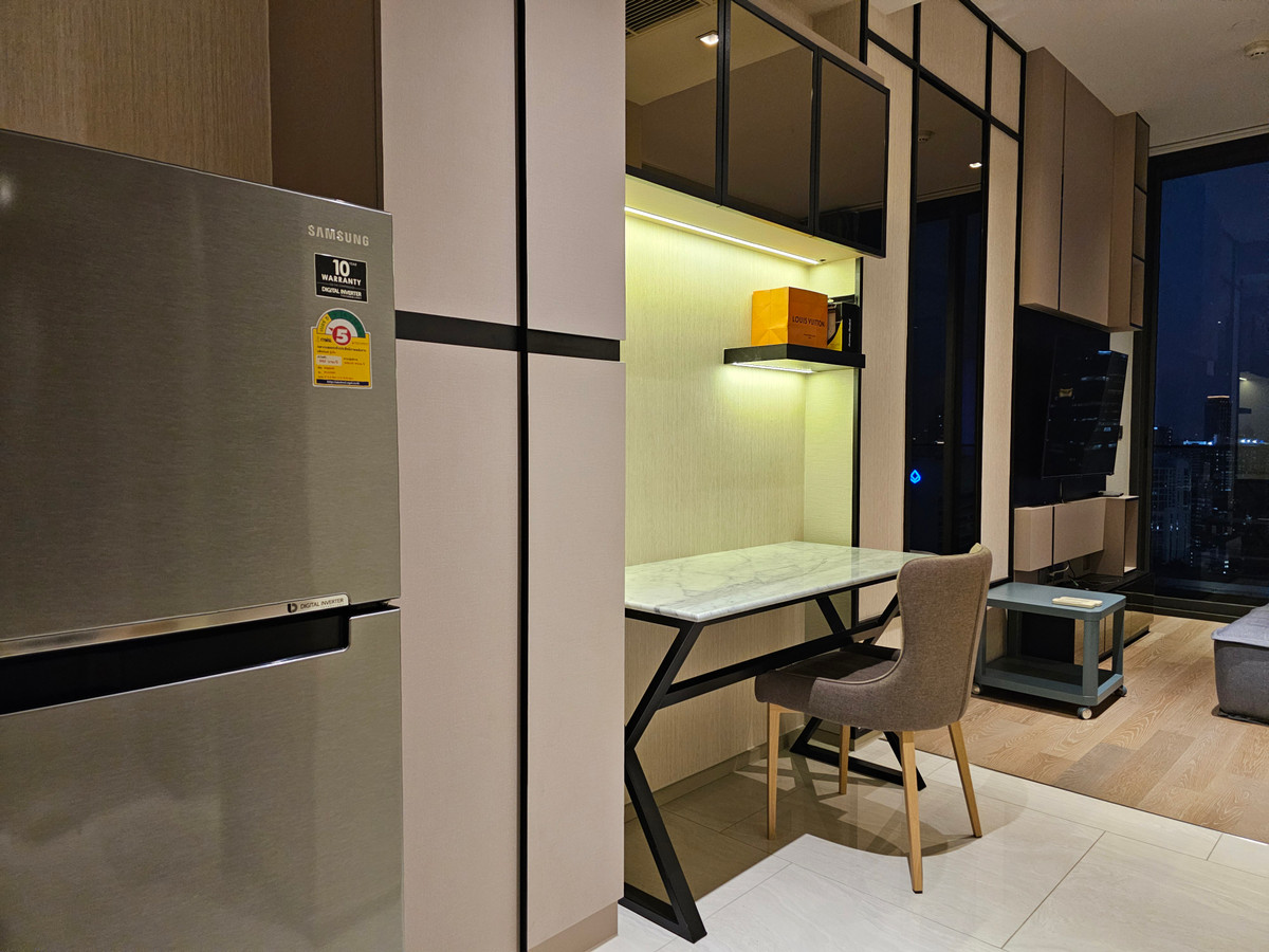 For RentCondoSilom, Saladaeng, Bangrak : แอสตัน สีลม  ให้เช่า 1 นอน 1 น้ำ พื้นที่ 50 ตรม  36,000 บาท สนใจโทร น้อง 096-2615656 พร้อมให้นัดหมายเข้าชมทุกวัน  Ashton Silom 1bed 1 bath 50 Sq,m Rental price 36,000 Baht   call Nong 096-2615656 Ready to touring everyday