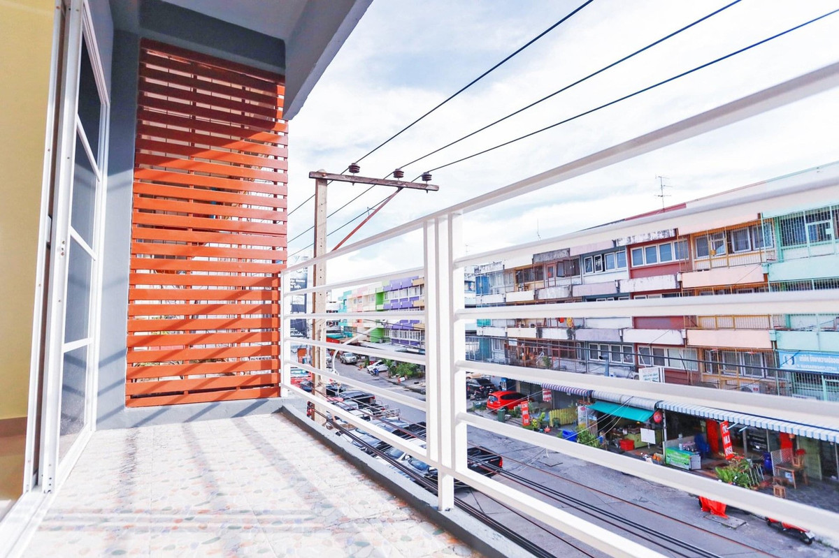 ขายทาวน์โฮมลาดพร้าว101 แฮปปี้แลนด์ : CB016♛♚ทาวน์เฮ้าส์ 3 ห้องนอน ขาย⚝แฮปปี้แลนด์♜MRT บางกะปิ∞099-5919653,065-9423251▚Line@sureresidence